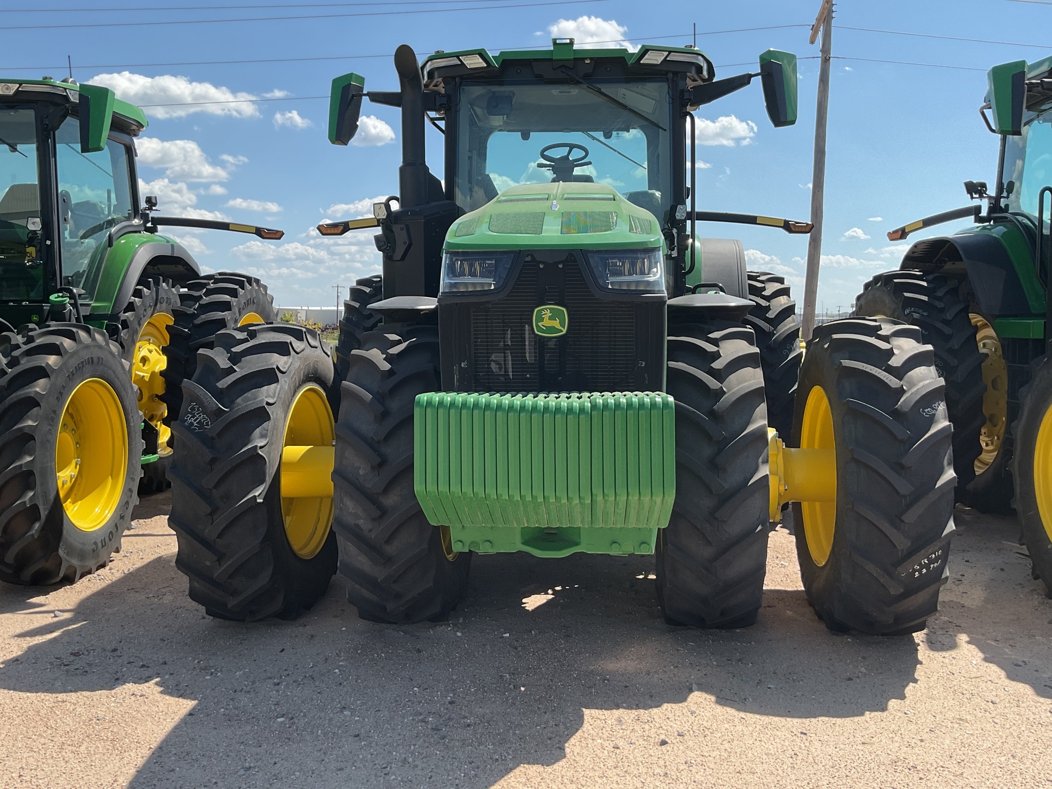 2023 John Deere 8R 310 Tractor