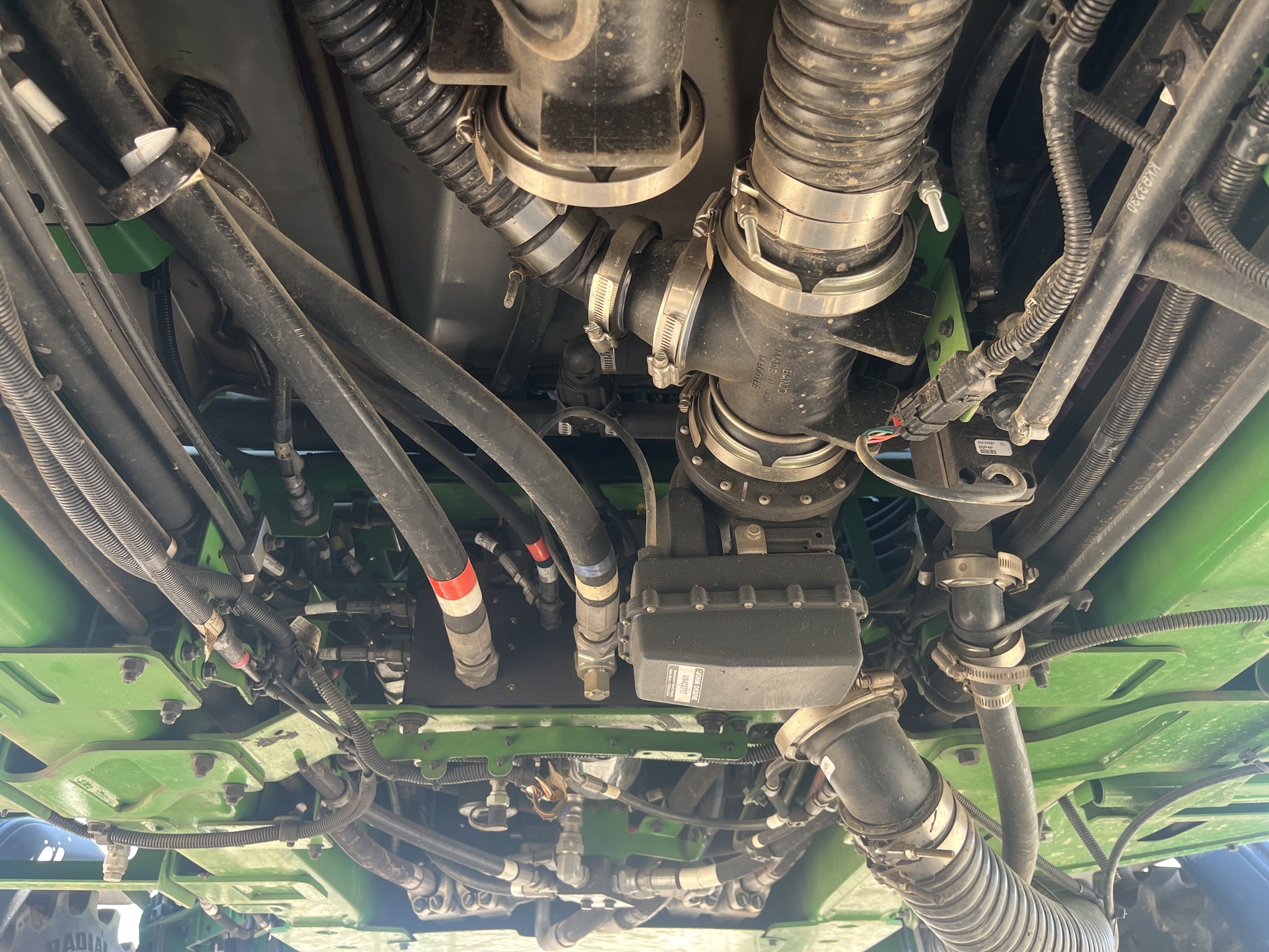 2024 John Deere 412R Self-Propelled Sprayer