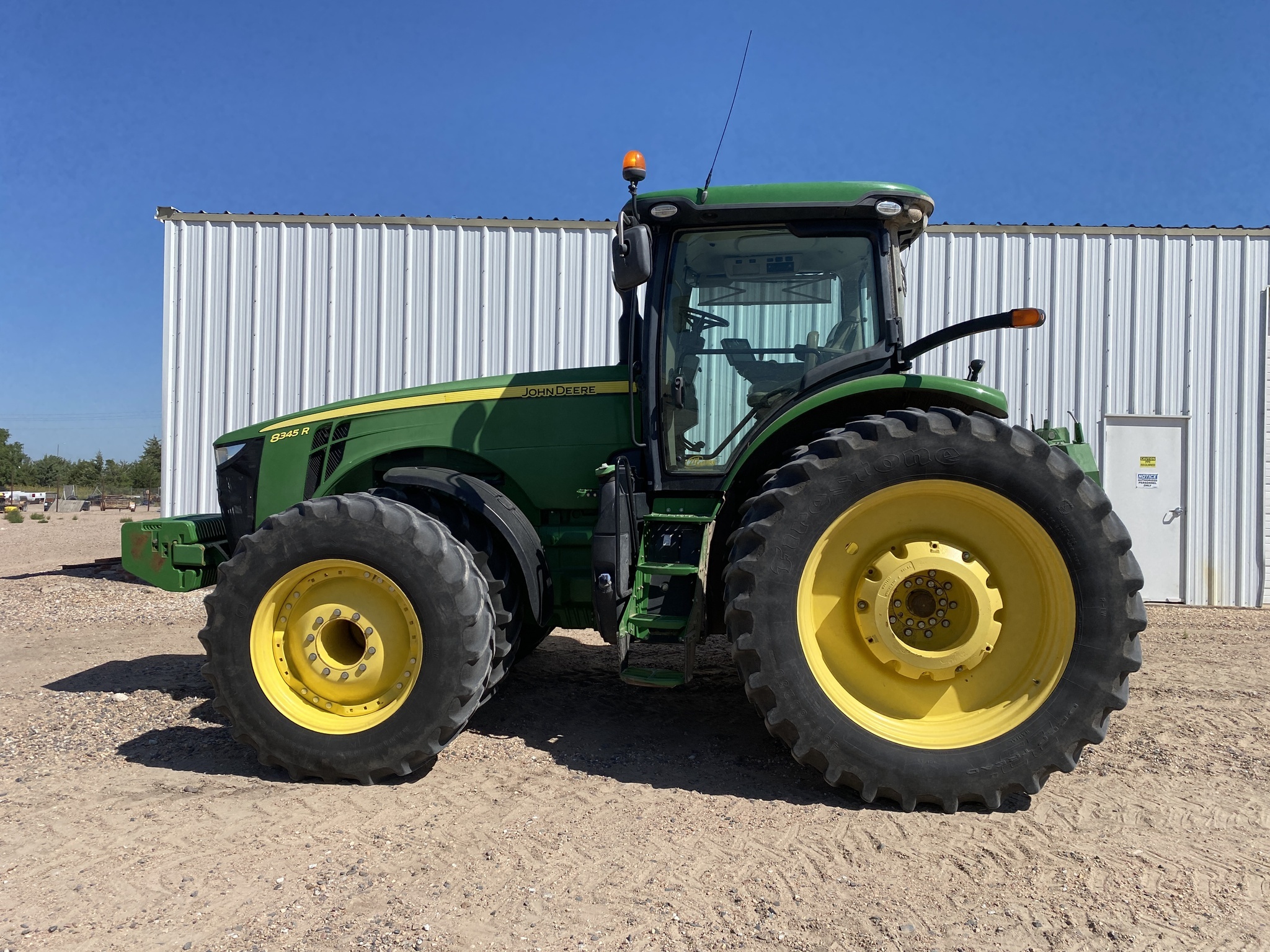 2015 John Deere 8345R Tractor