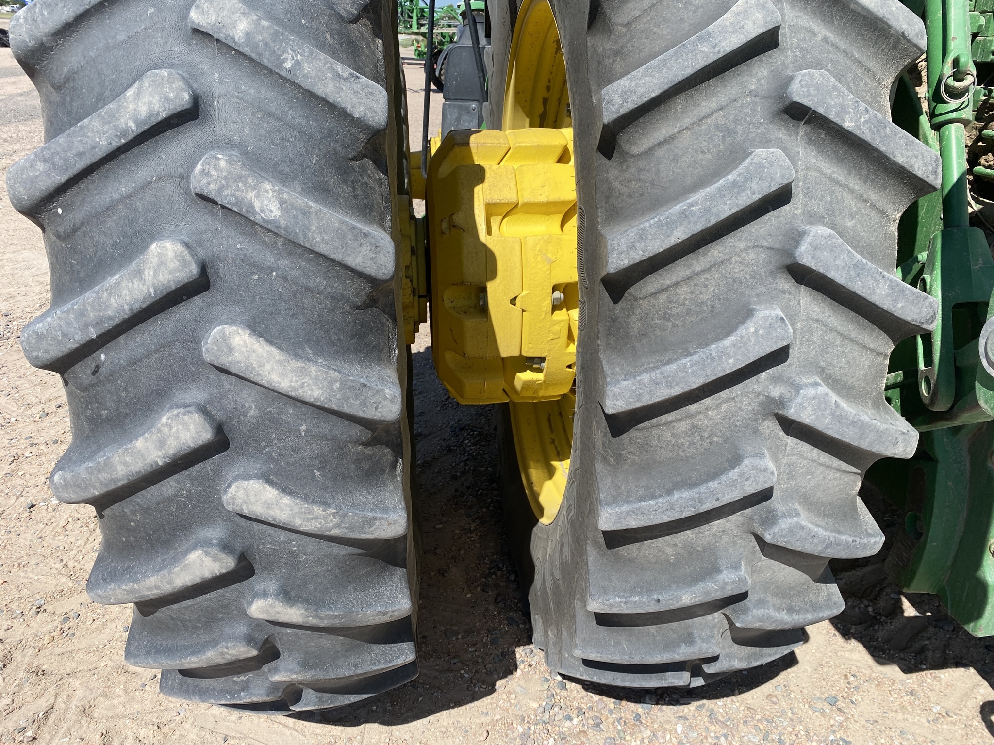 2015 John Deere 8345R Tractor