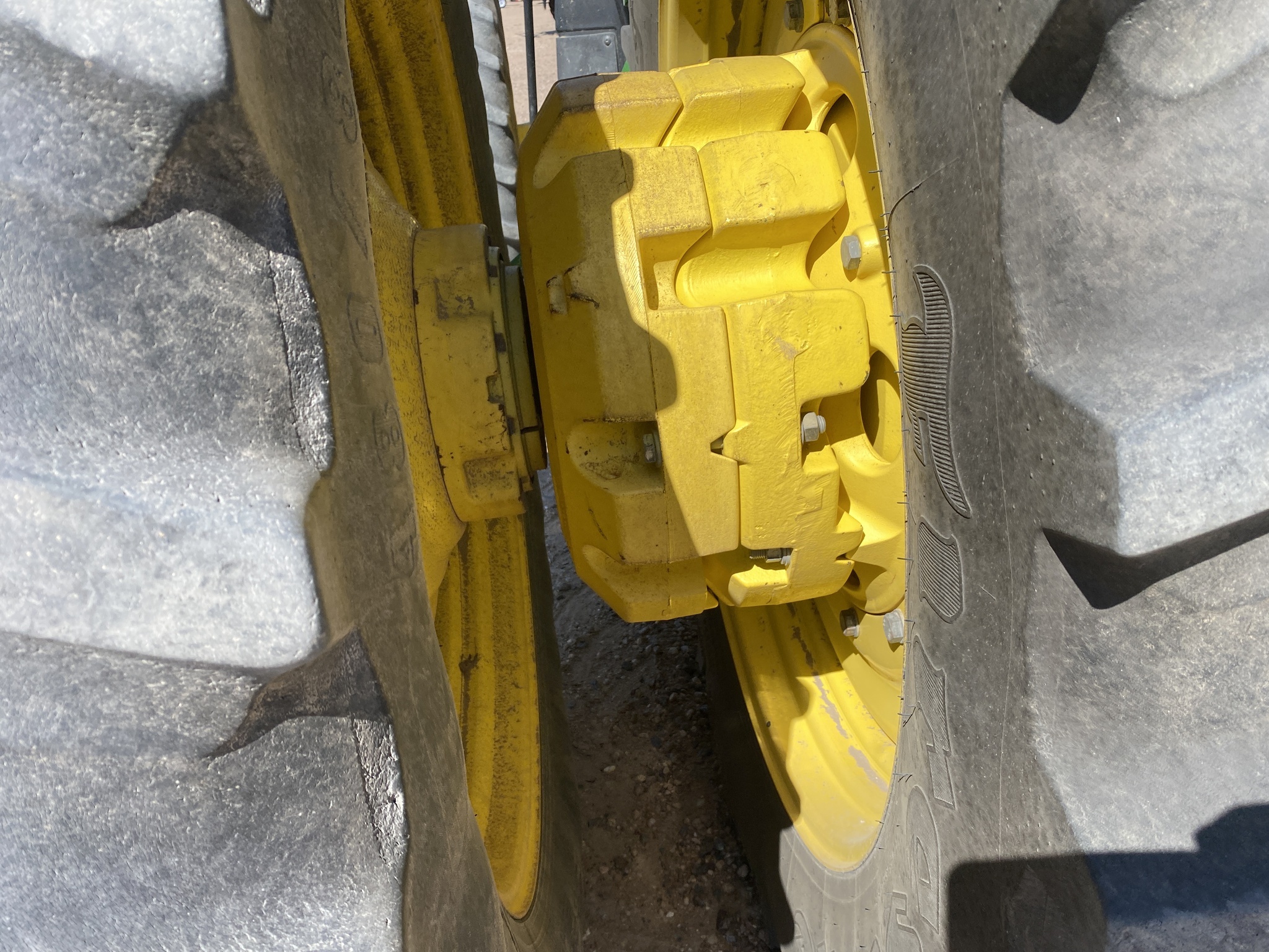 2015 John Deere 8345R Tractor