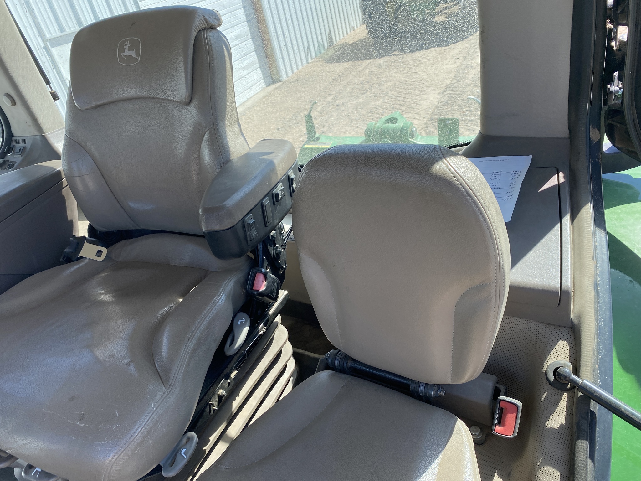 2015 John Deere 8345R Tractor