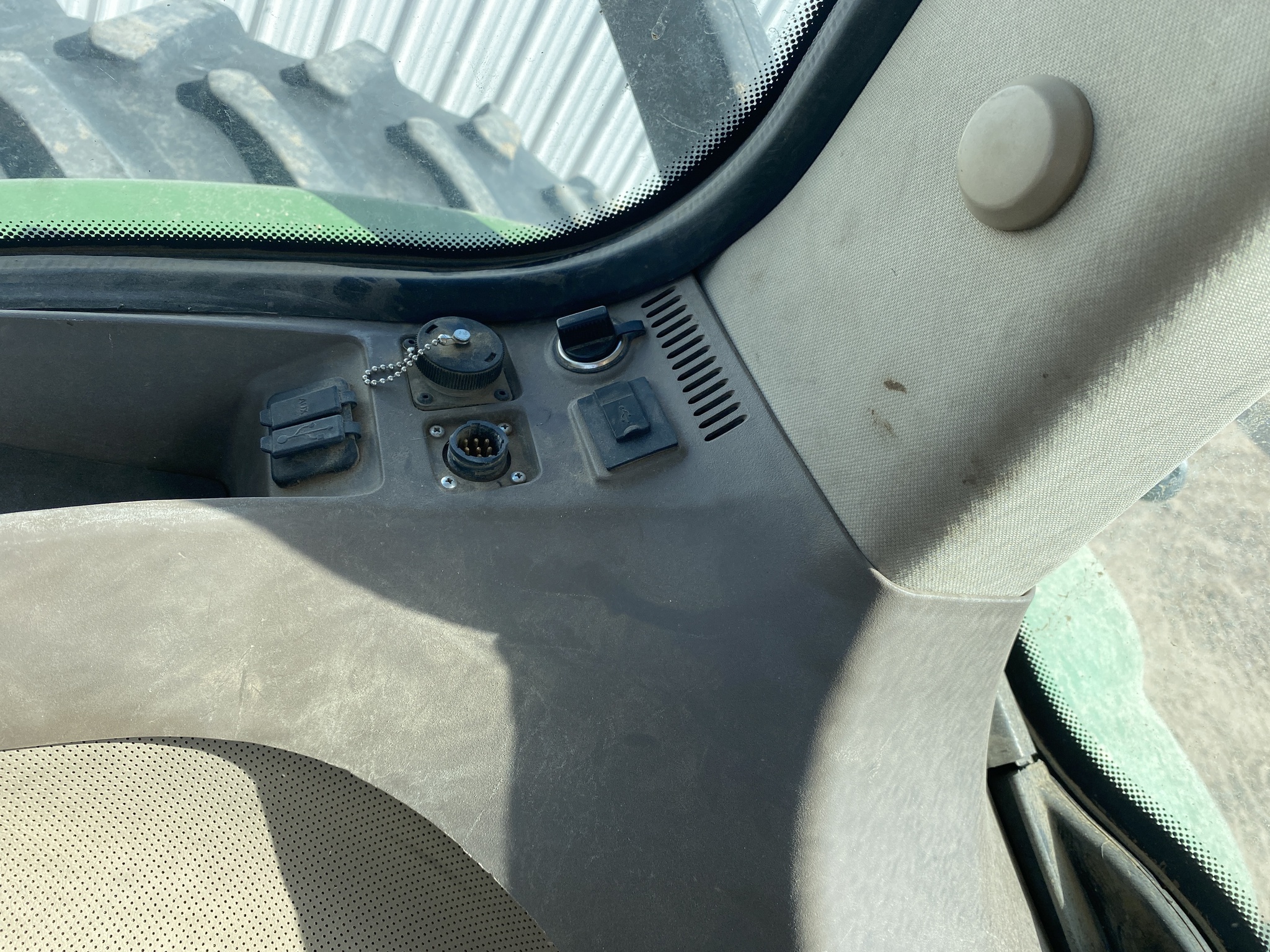 2015 John Deere 8345R Tractor