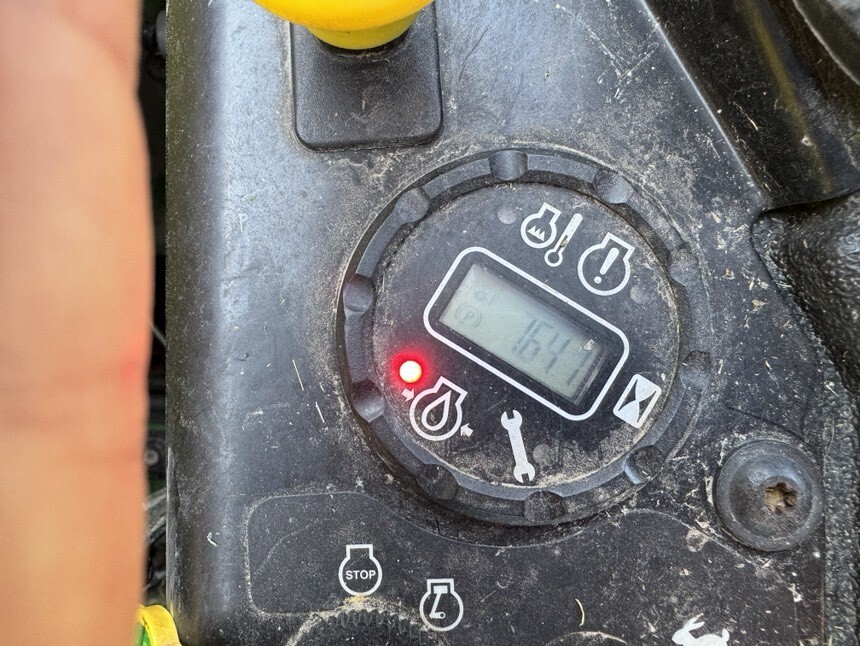 2015 John Deere Z930M Lawn Mower