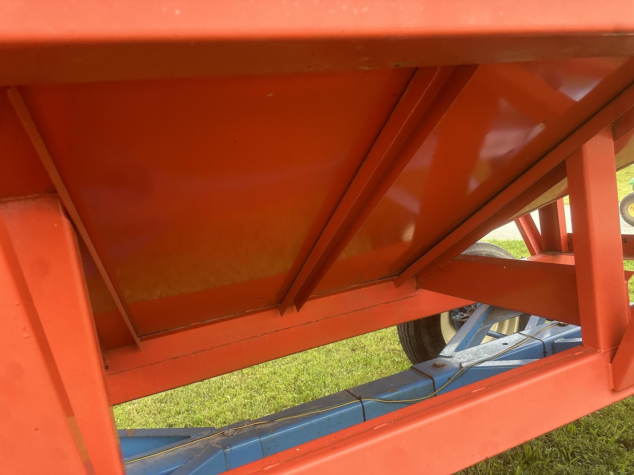 2002 Killbros 385 Gravity Wagon