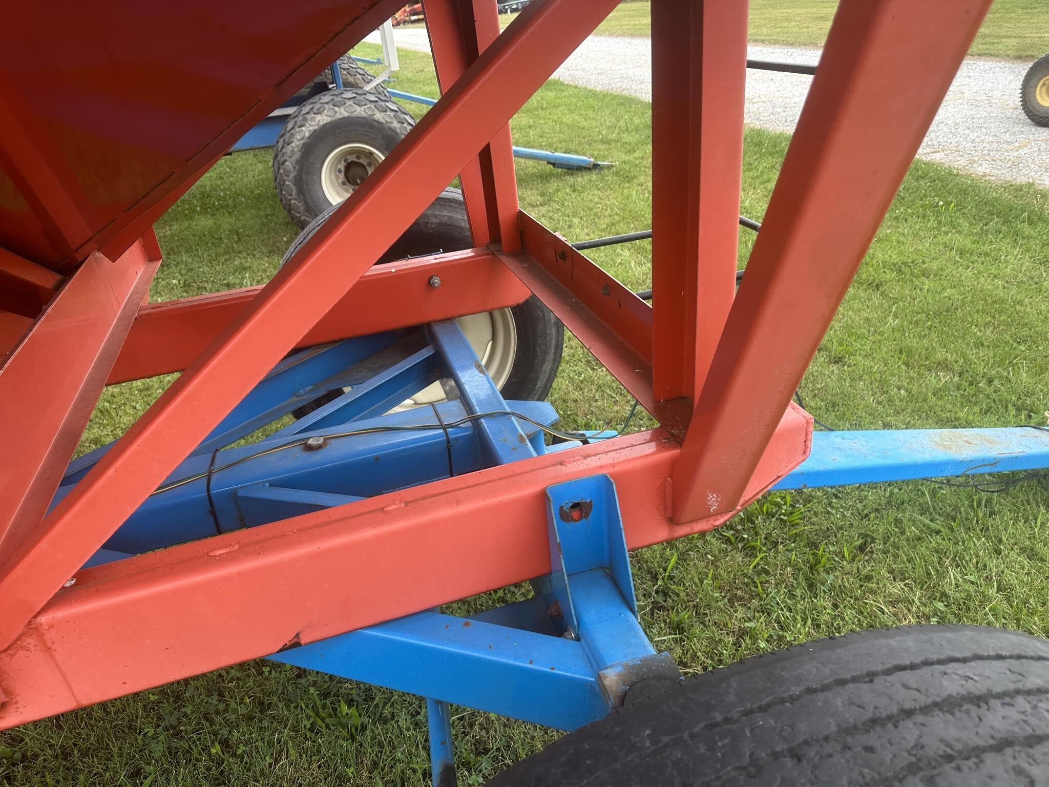 2002 Killbros 385 Gravity Wagon