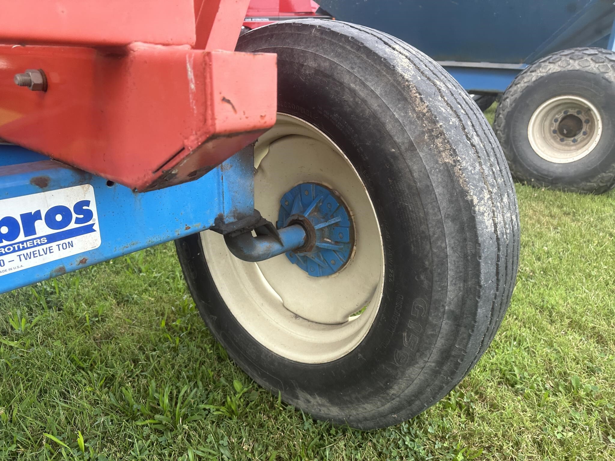 2002 Killbros 385 Gravity Wagon