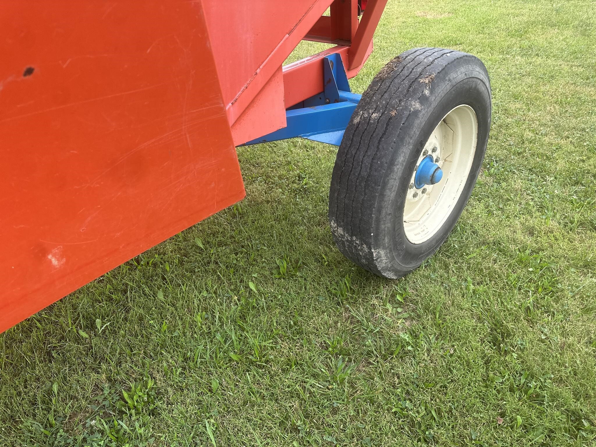 2002 Killbros 385 Gravity Wagon