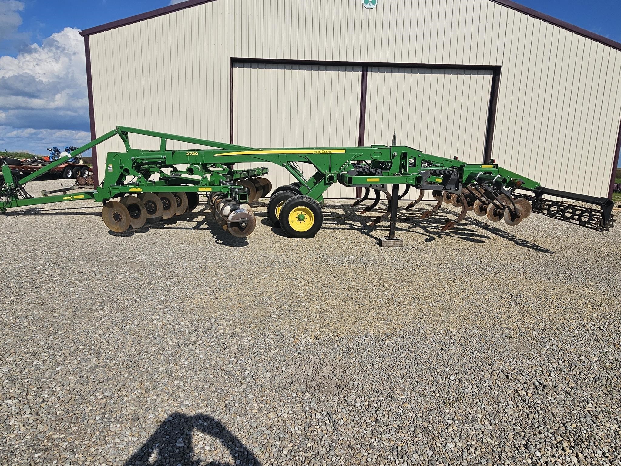 2015 John Deere 2730 Disk Chisel