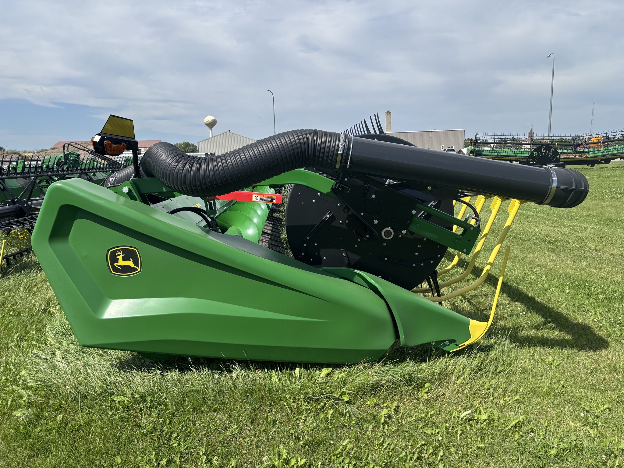 2022 John Deere HD50F Platform