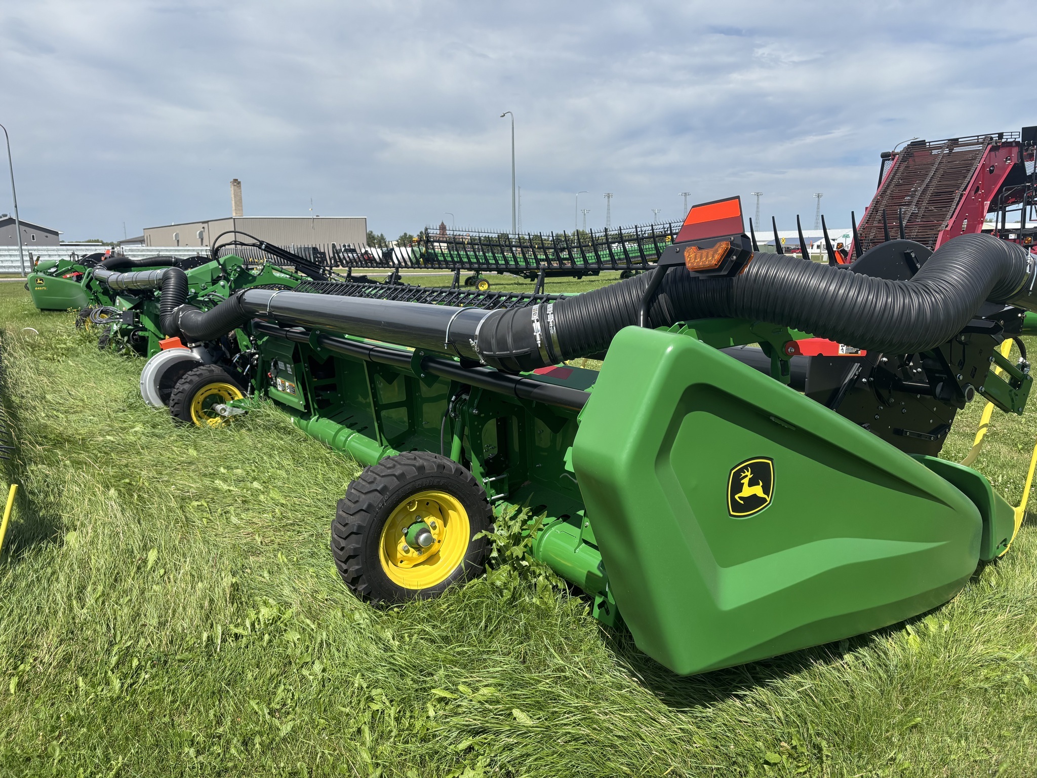 2022 John Deere HD50F Platform