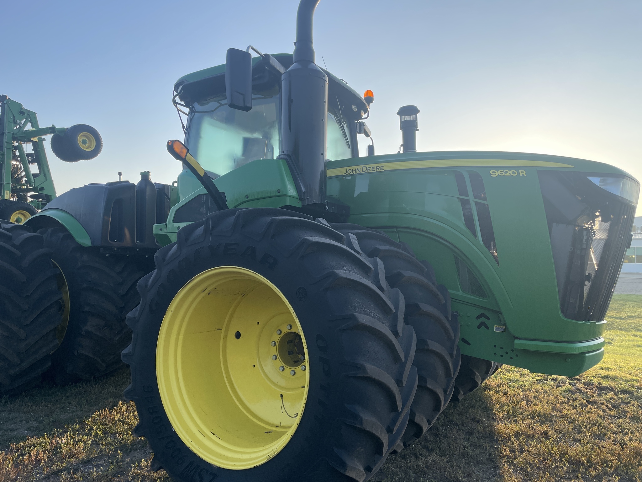 2019 John Deere 9620R Tractor