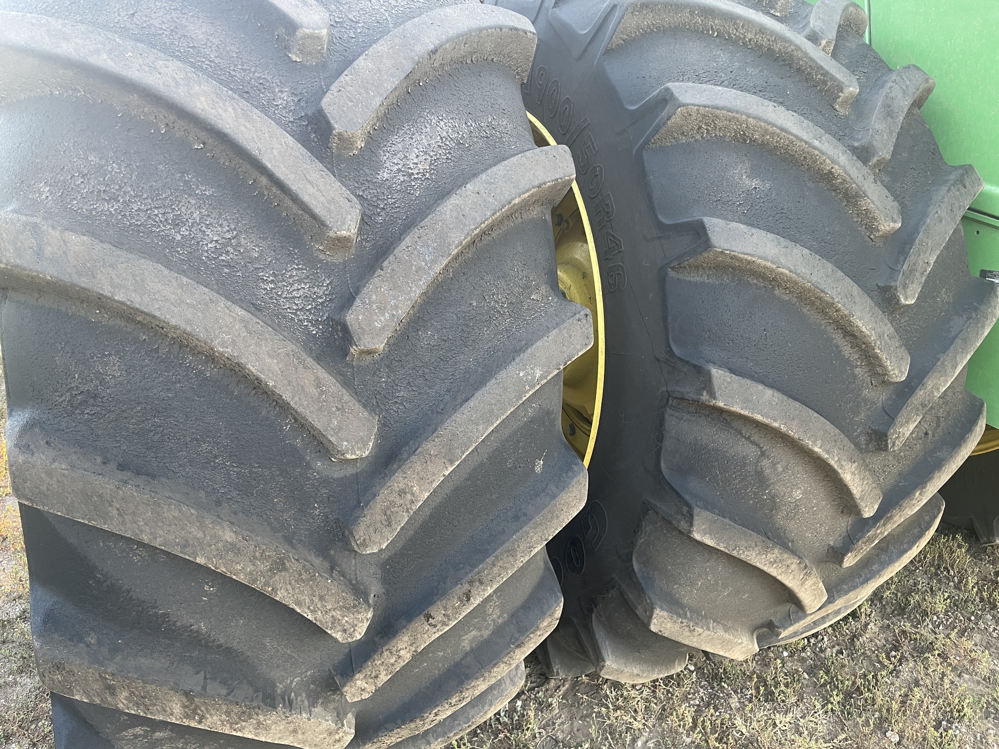 2019 John Deere 9620R Tractor