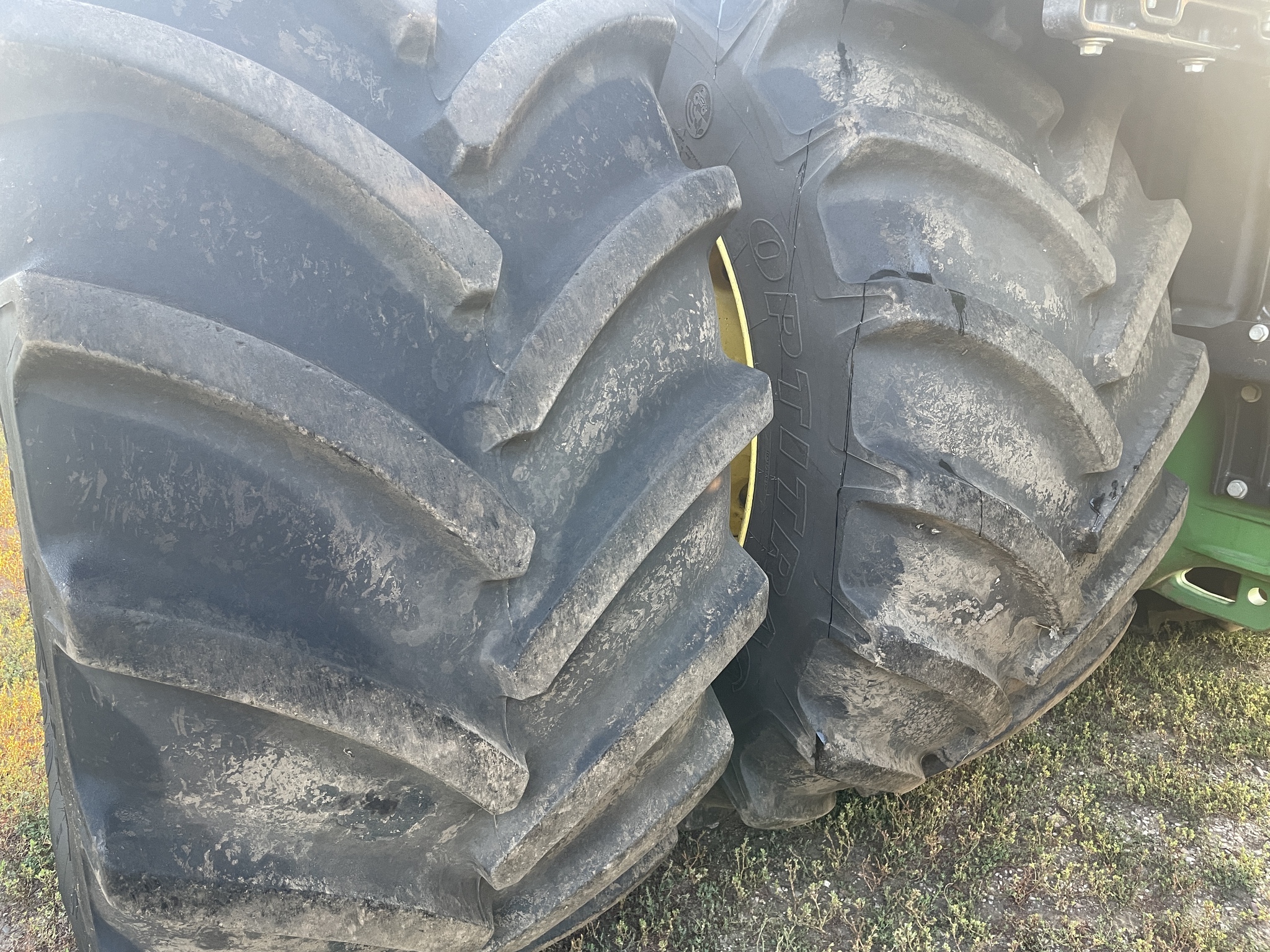 2019 John Deere 9620R Tractor