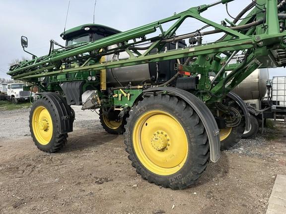 2019 John Deere R4030 Self-Propelled Sprayer