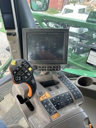 2019 John Deere R4030 Self-Propelled Sprayer