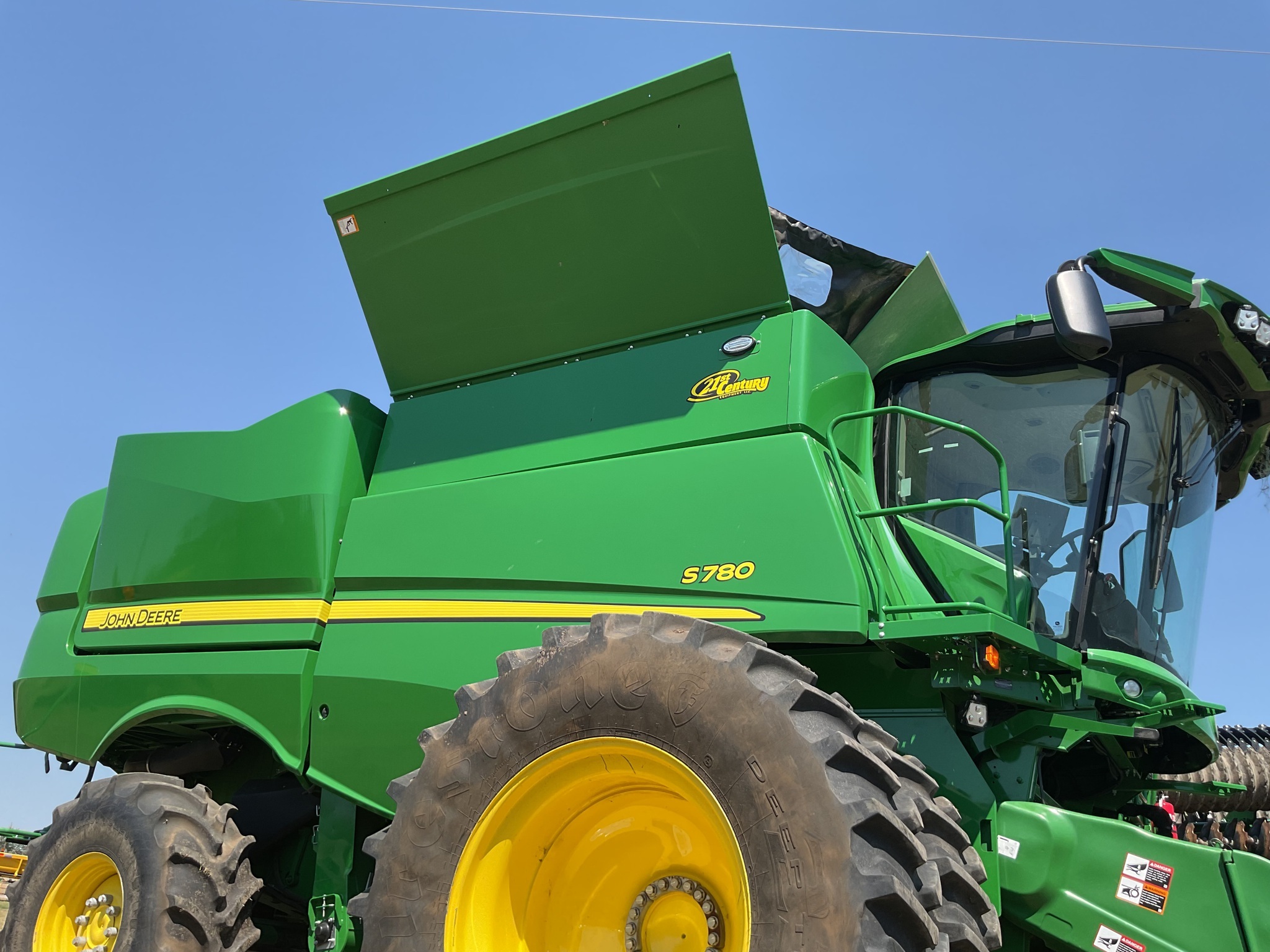 2023 John Deere S780 Combine