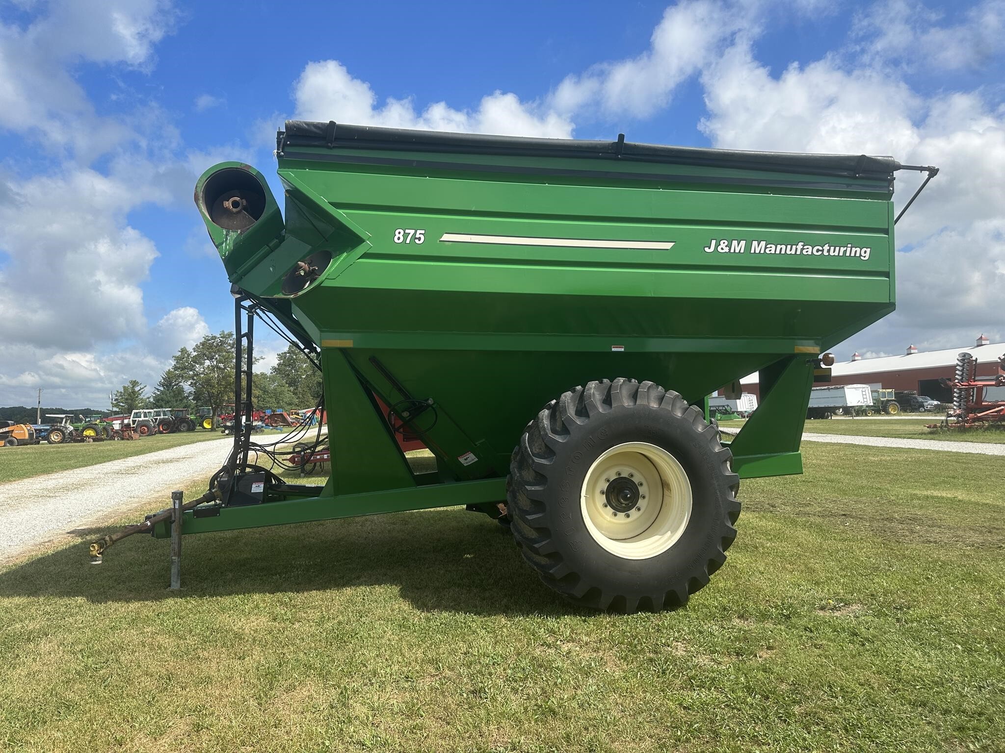  J&M 875-18 Grain Cart