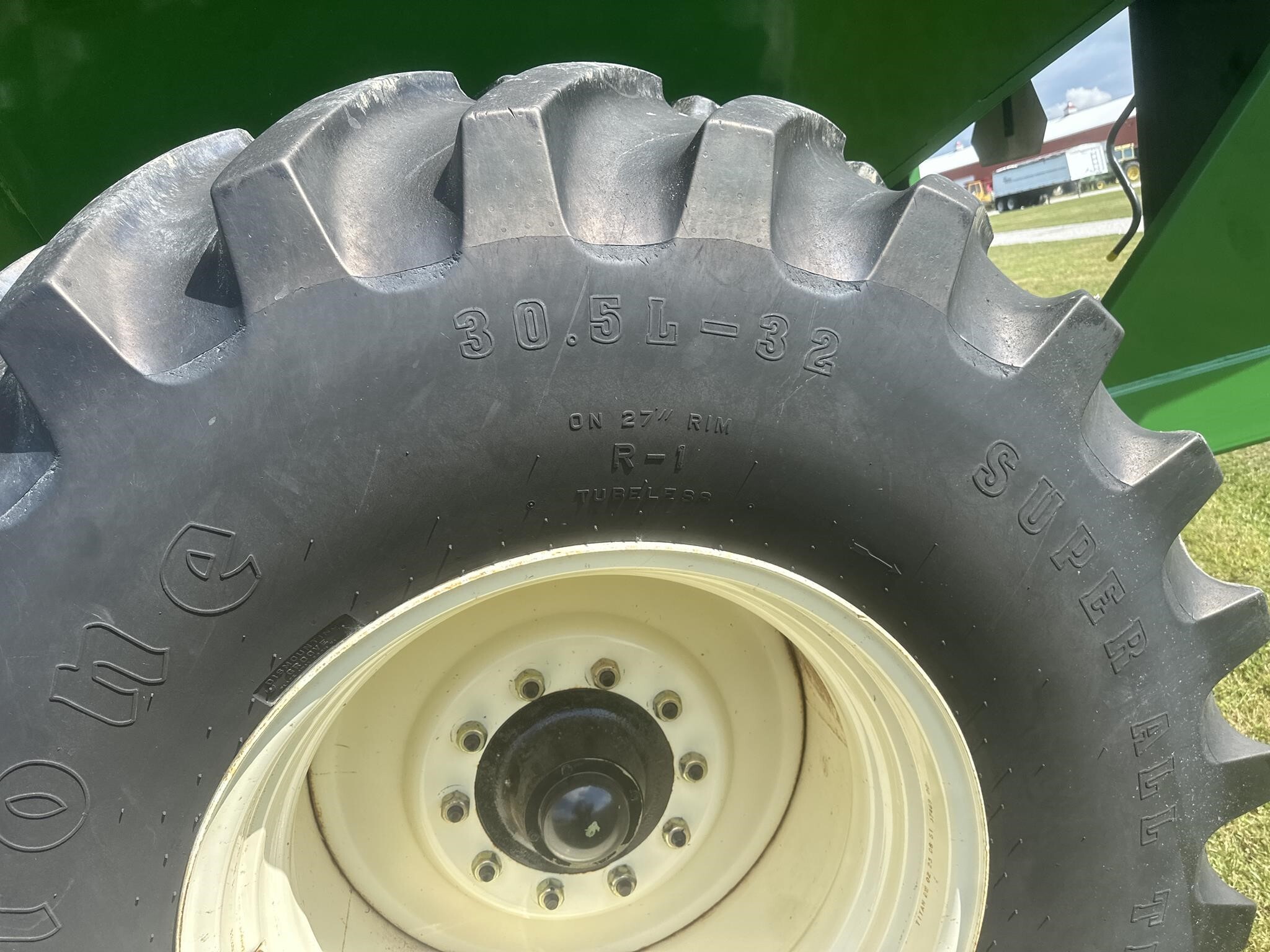  J&M 875-18 Grain Cart