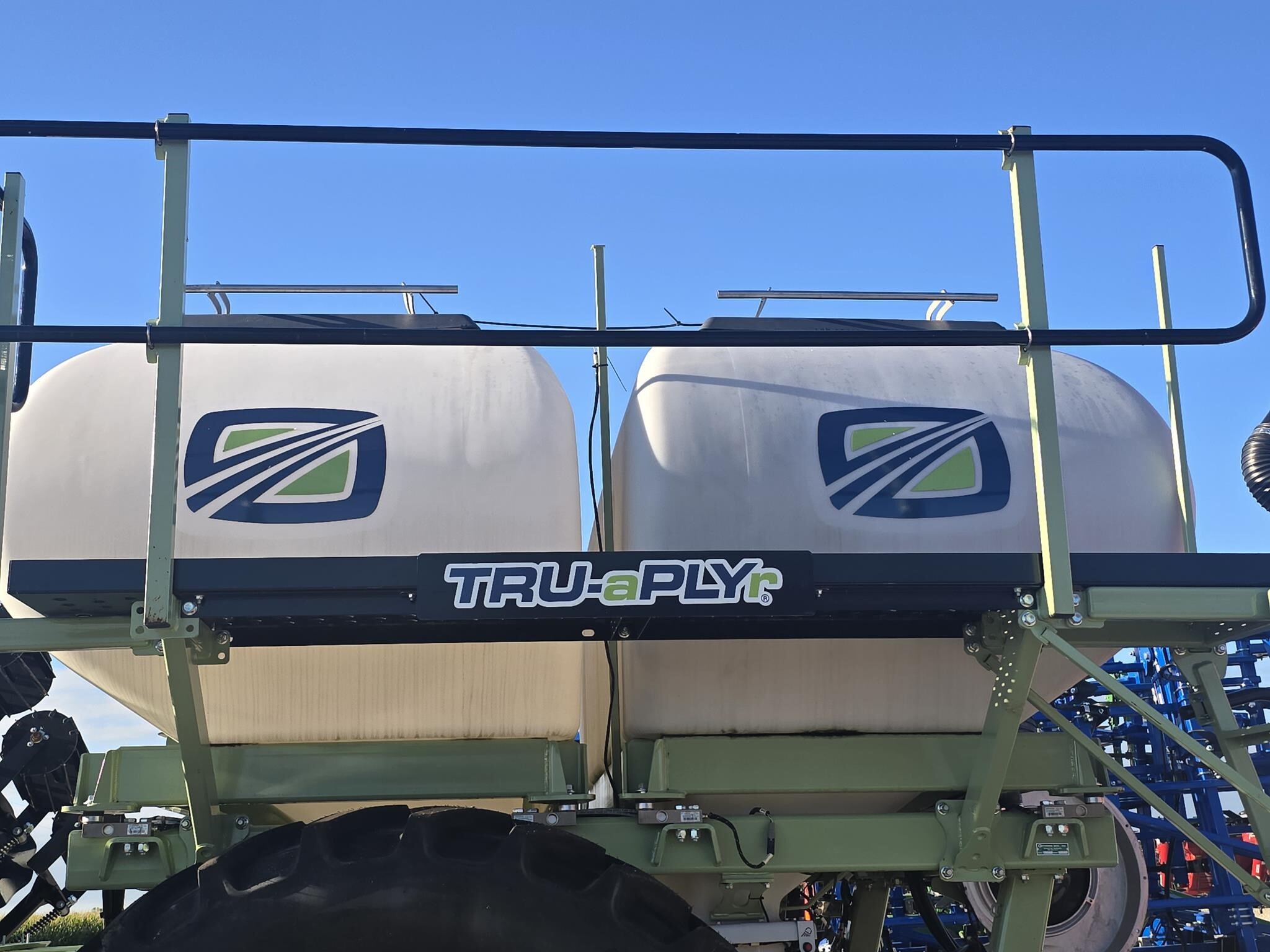  Orthman 1tRIPr Strip-Till