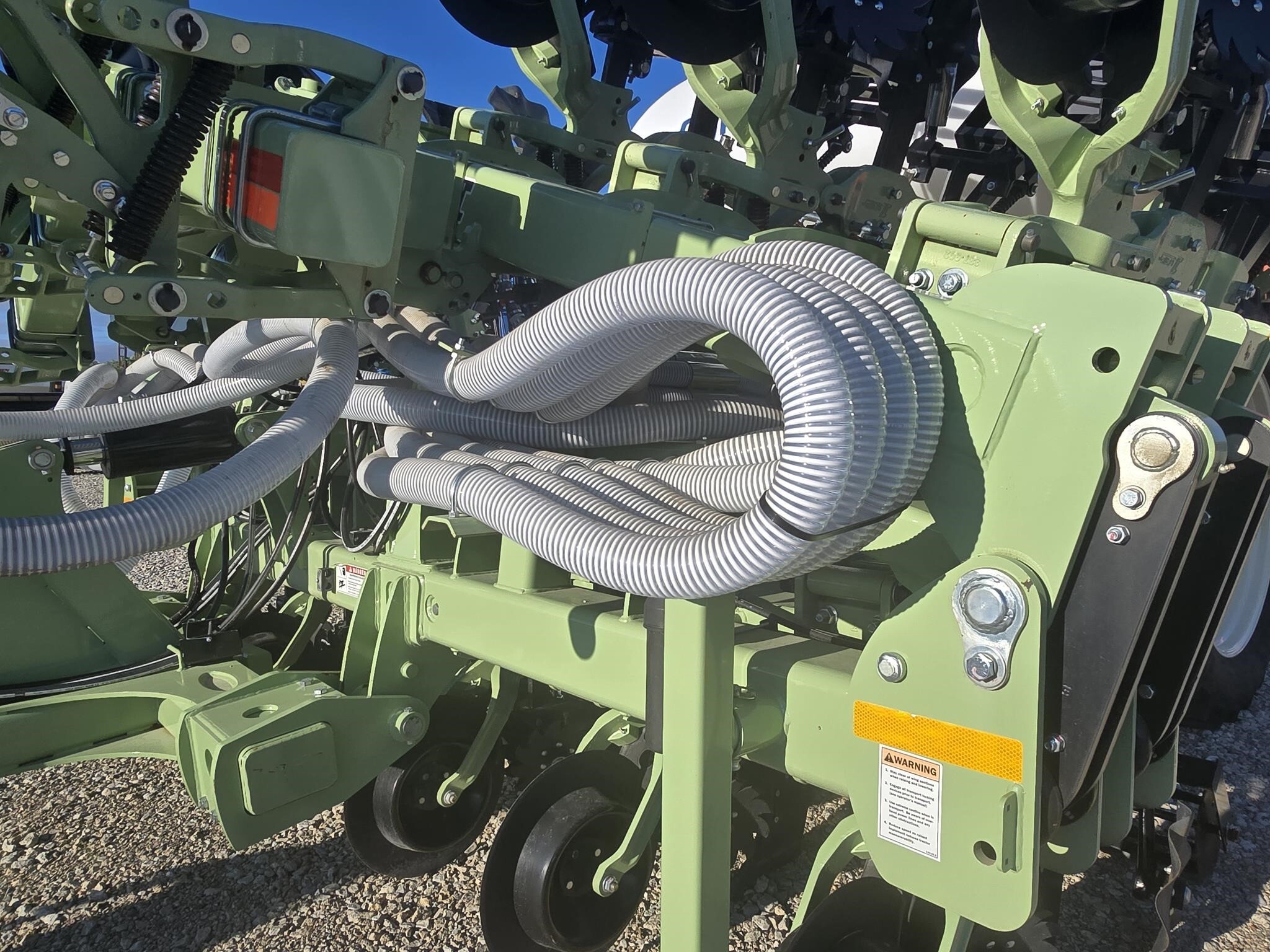  Orthman 1tRIPr Strip-Till