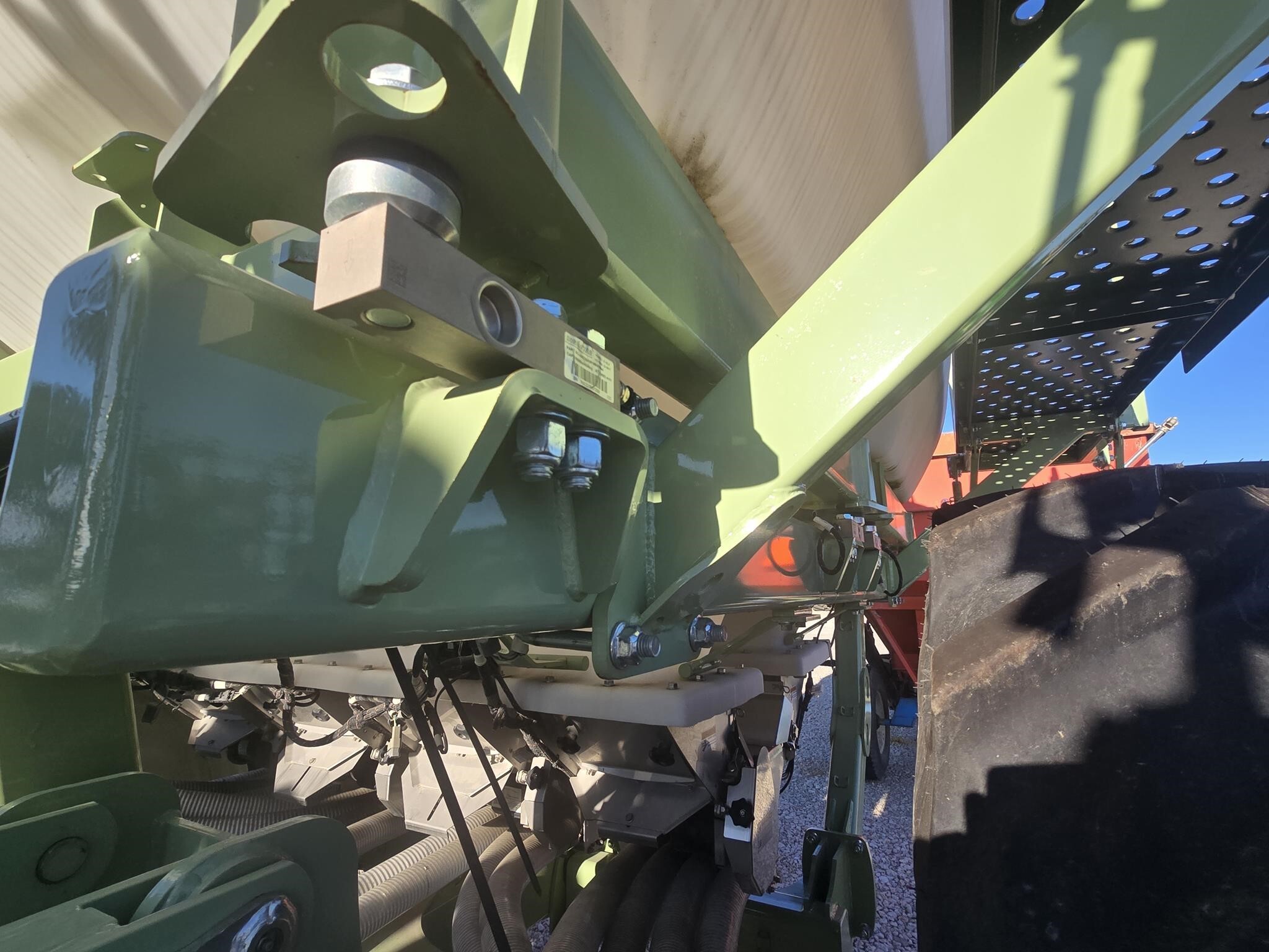 Orthman 1tRIPr Strip-Till