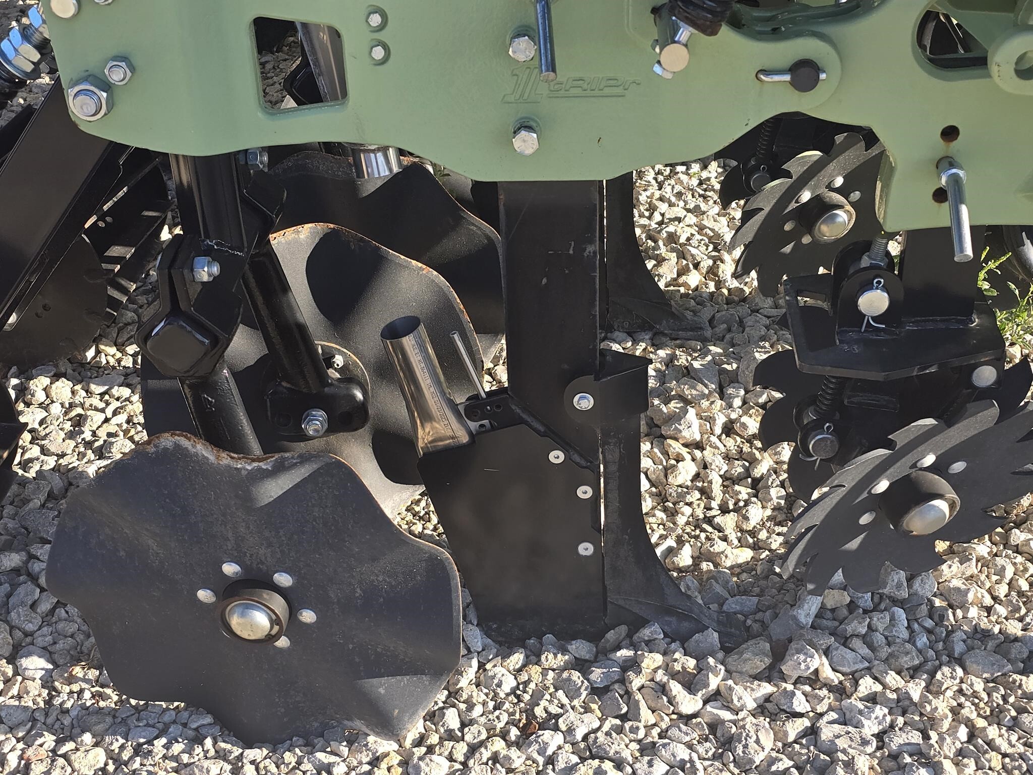  Orthman 1tRIPr Strip-Till