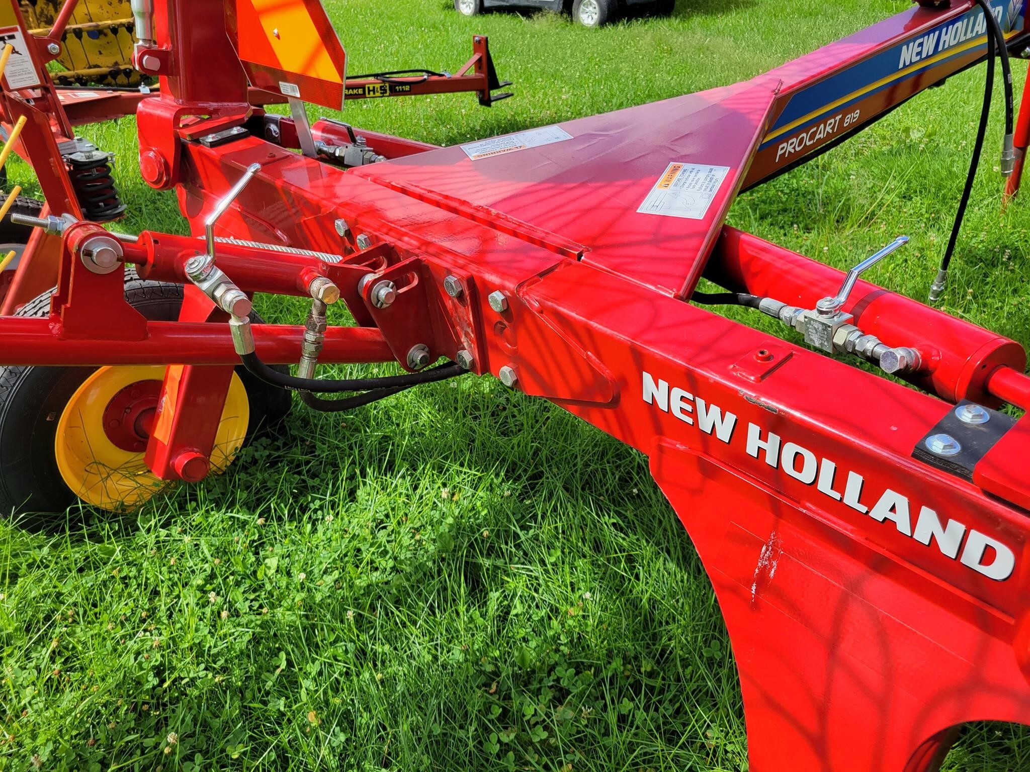 2024 New Holland 819 Rake