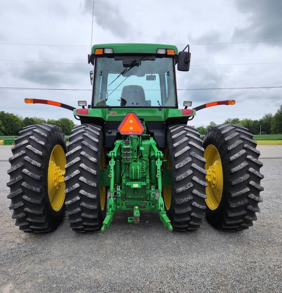 2002 John Deere 7810 Tractor