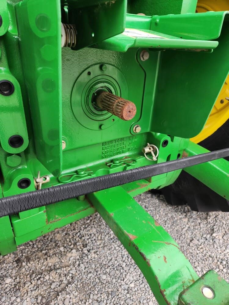 2002 John Deere 7810 Tractor