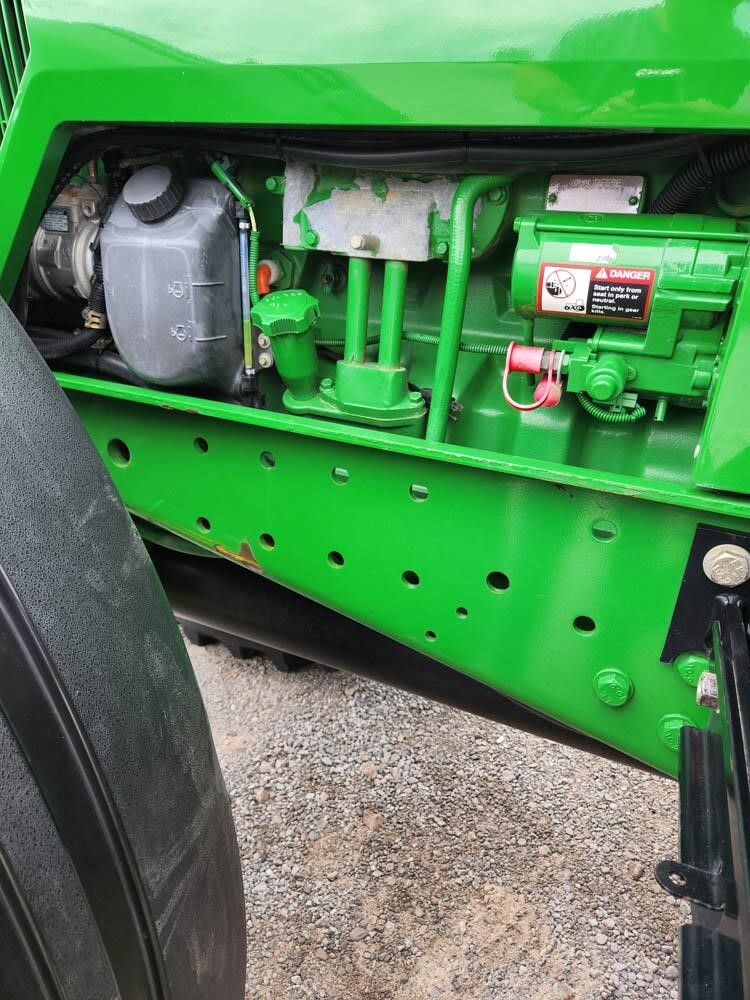 2002 John Deere 7810 Tractor
