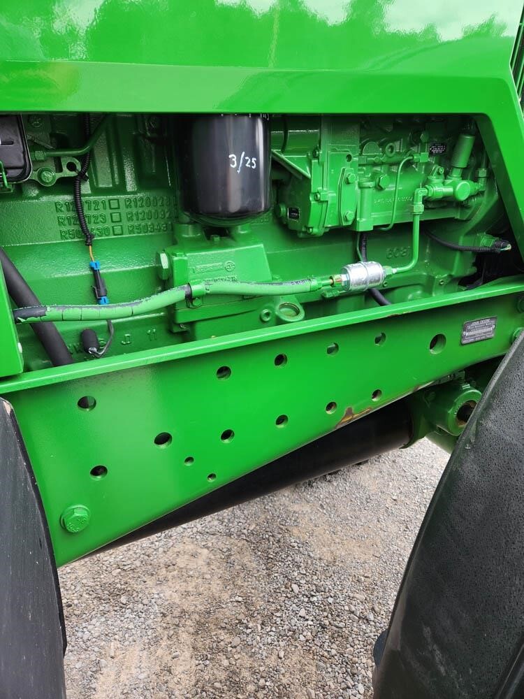 2002 John Deere 7810 Tractor