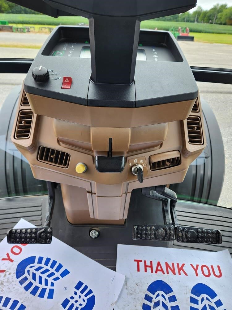 2002 John Deere 7810 Tractor