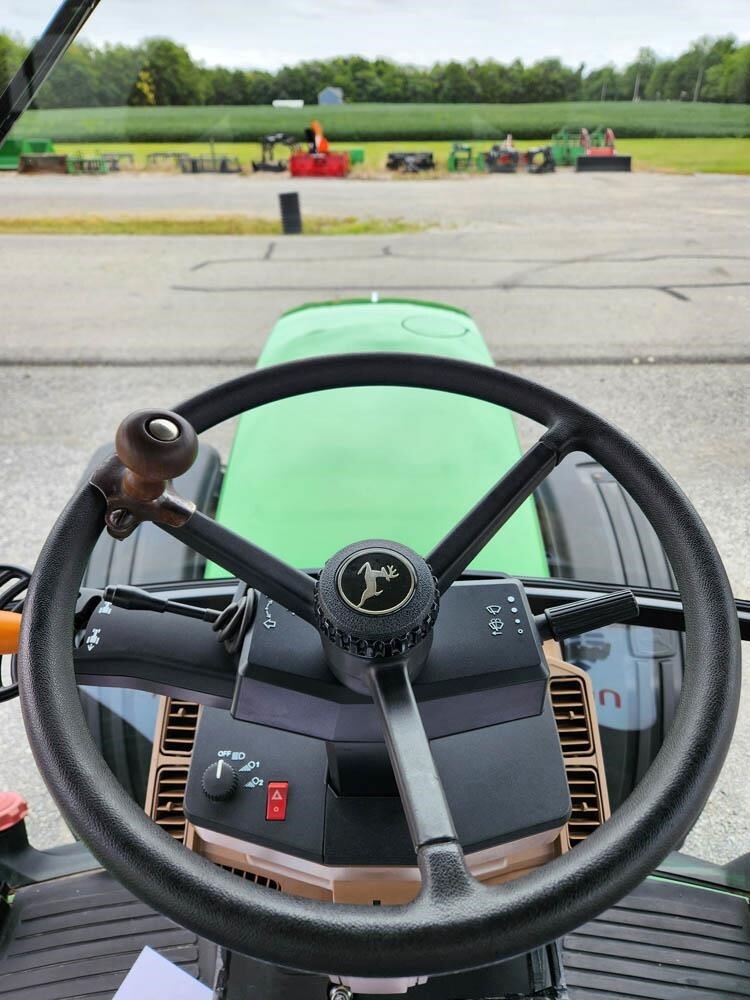 2002 John Deere 7810 Tractor