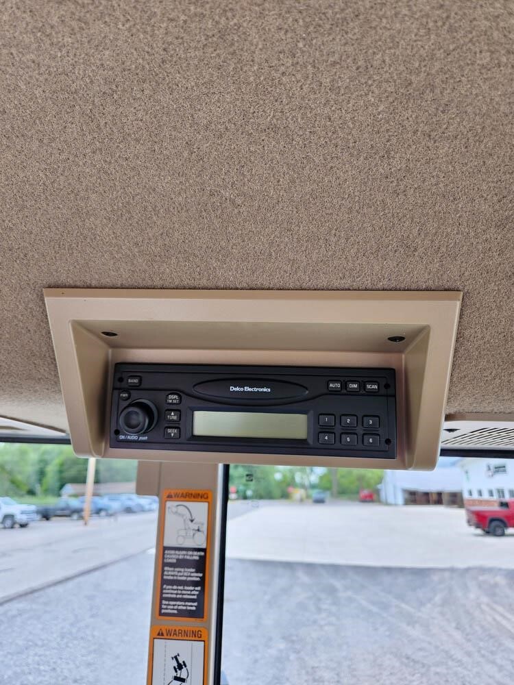 2002 John Deere 7810 Tractor