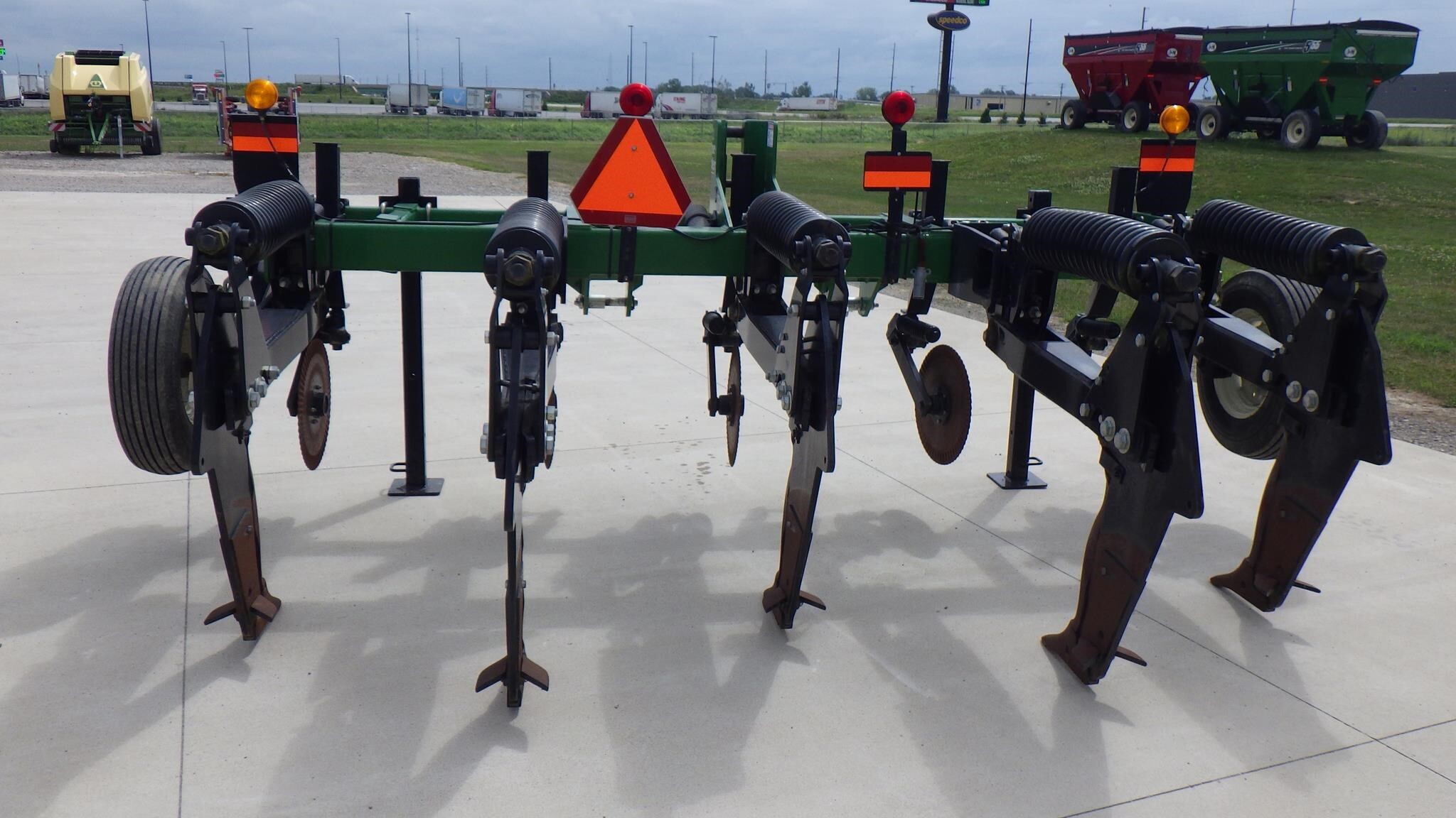 2015 Unverferth Zonebuilder 122 Strip-Till
