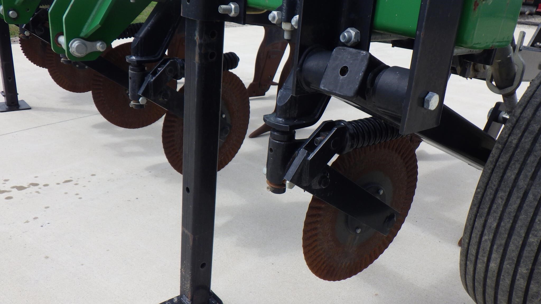 2015 Unverferth Zonebuilder 122 Strip-Till