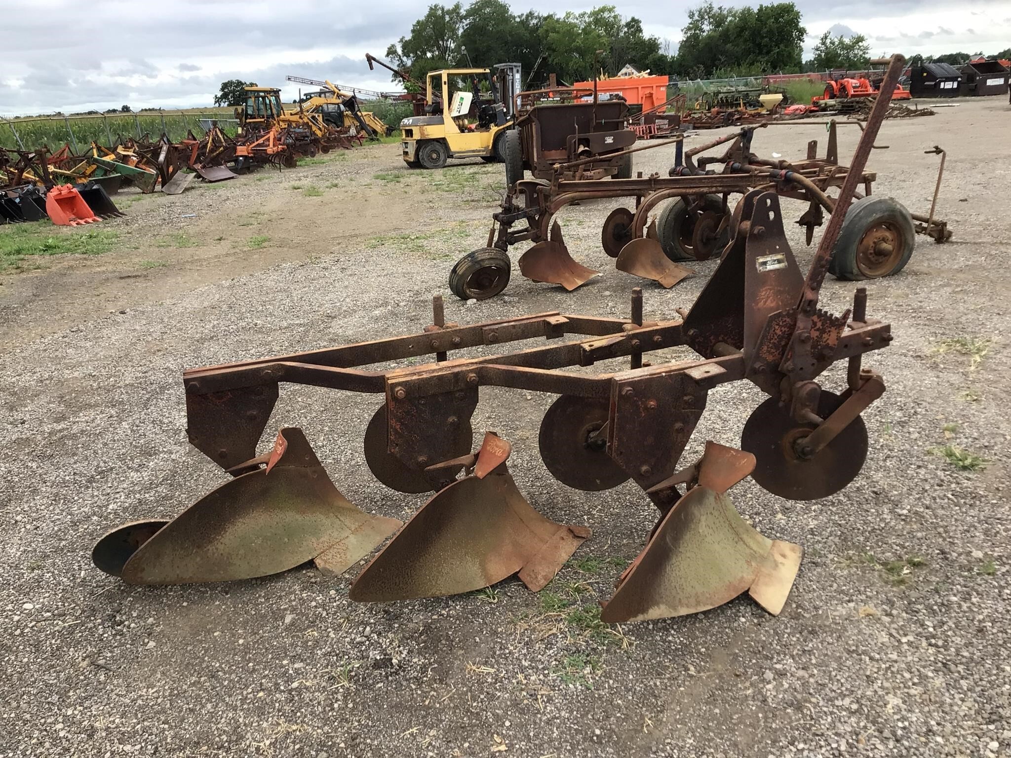  Ford 101 Plow