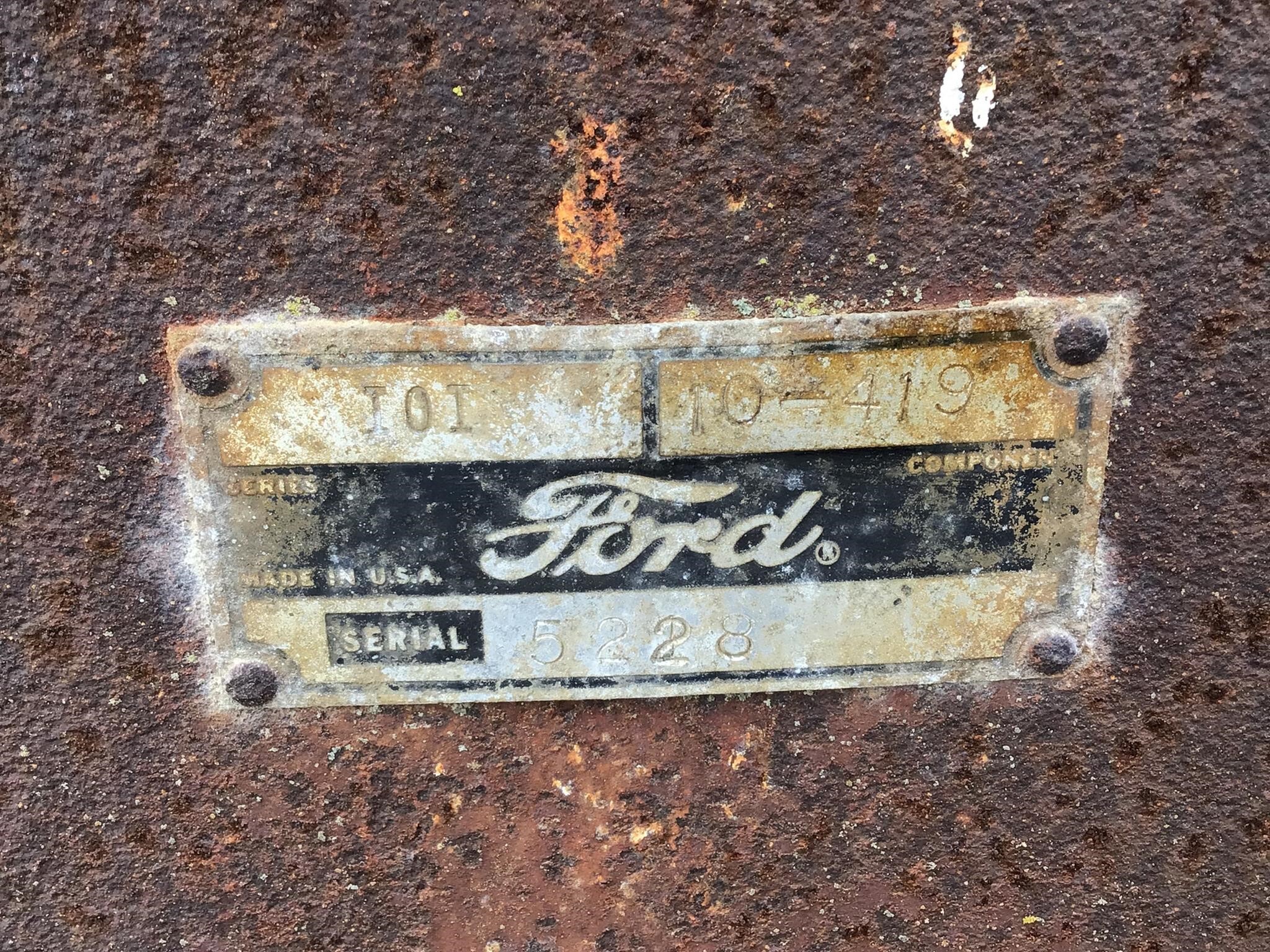  Ford 101 Plow