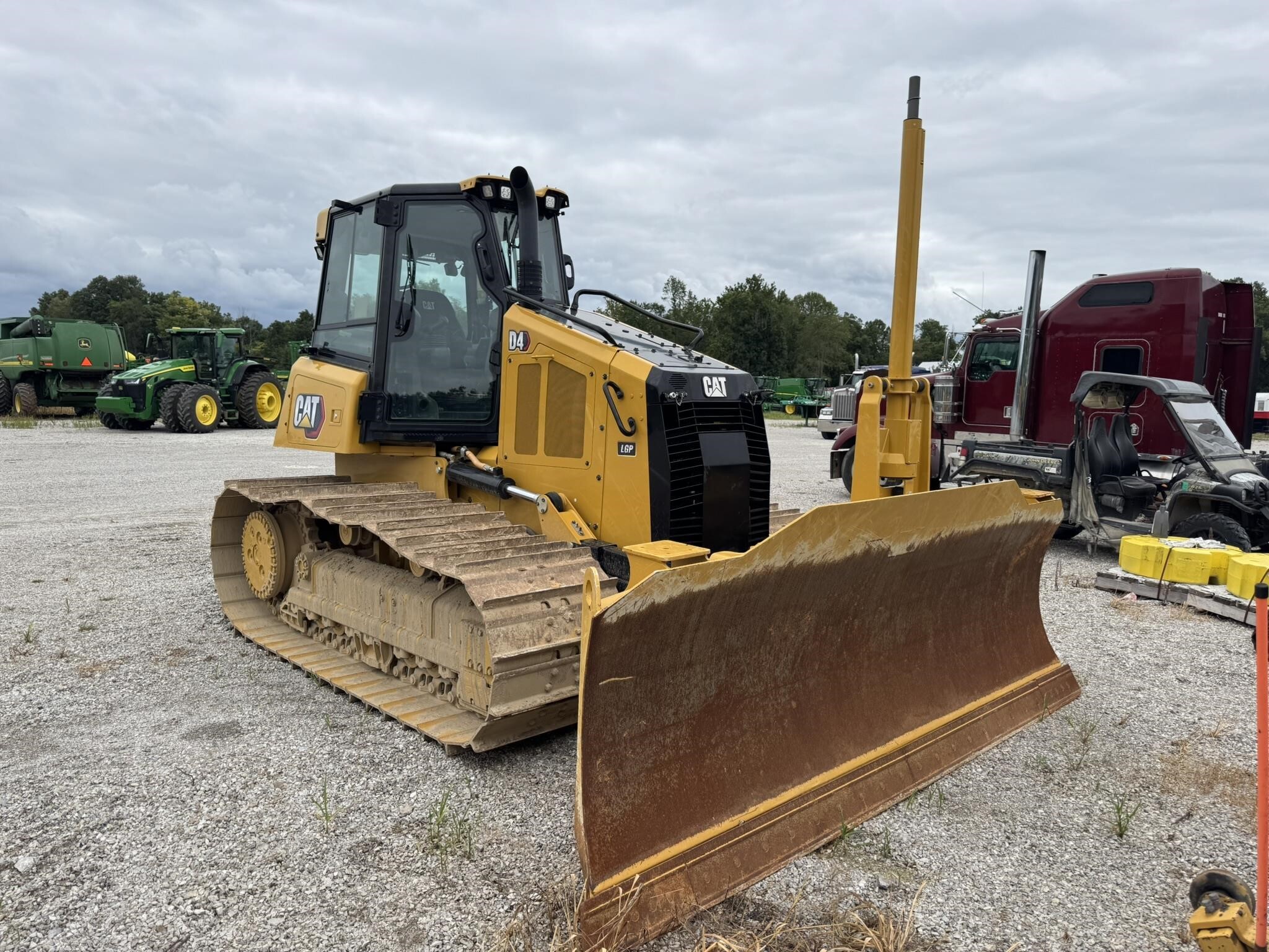 2024 Caterpillar D4 LGP Dozer