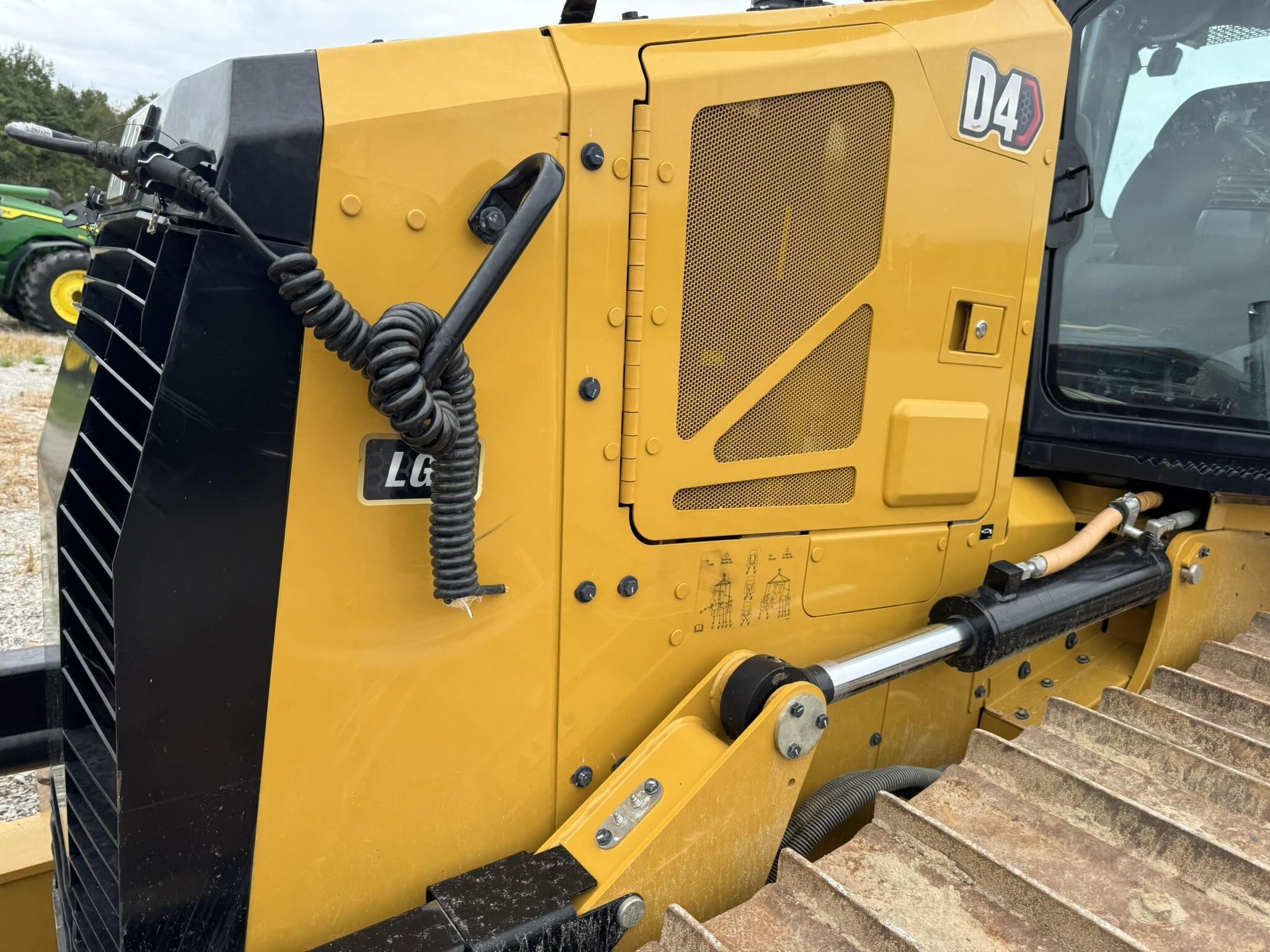 2024 Caterpillar D4 LGP Dozer