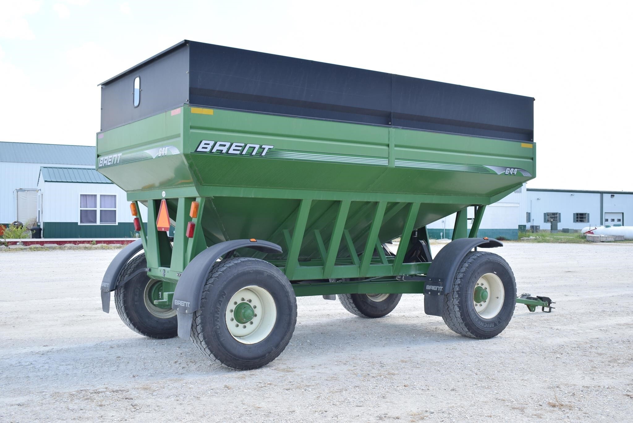  Brent 644 Gravity Wagon