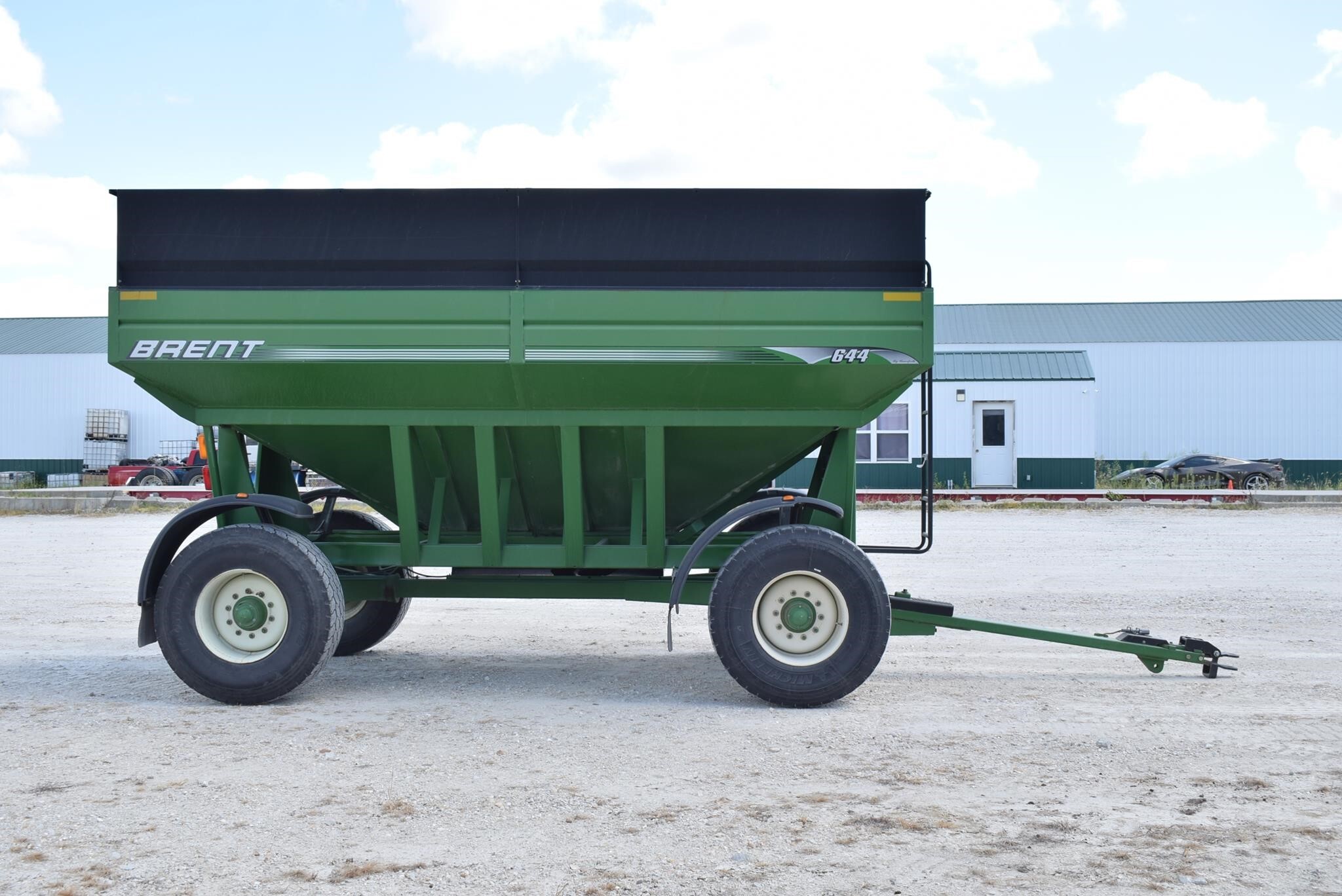 Brent 644 Gravity Wagon