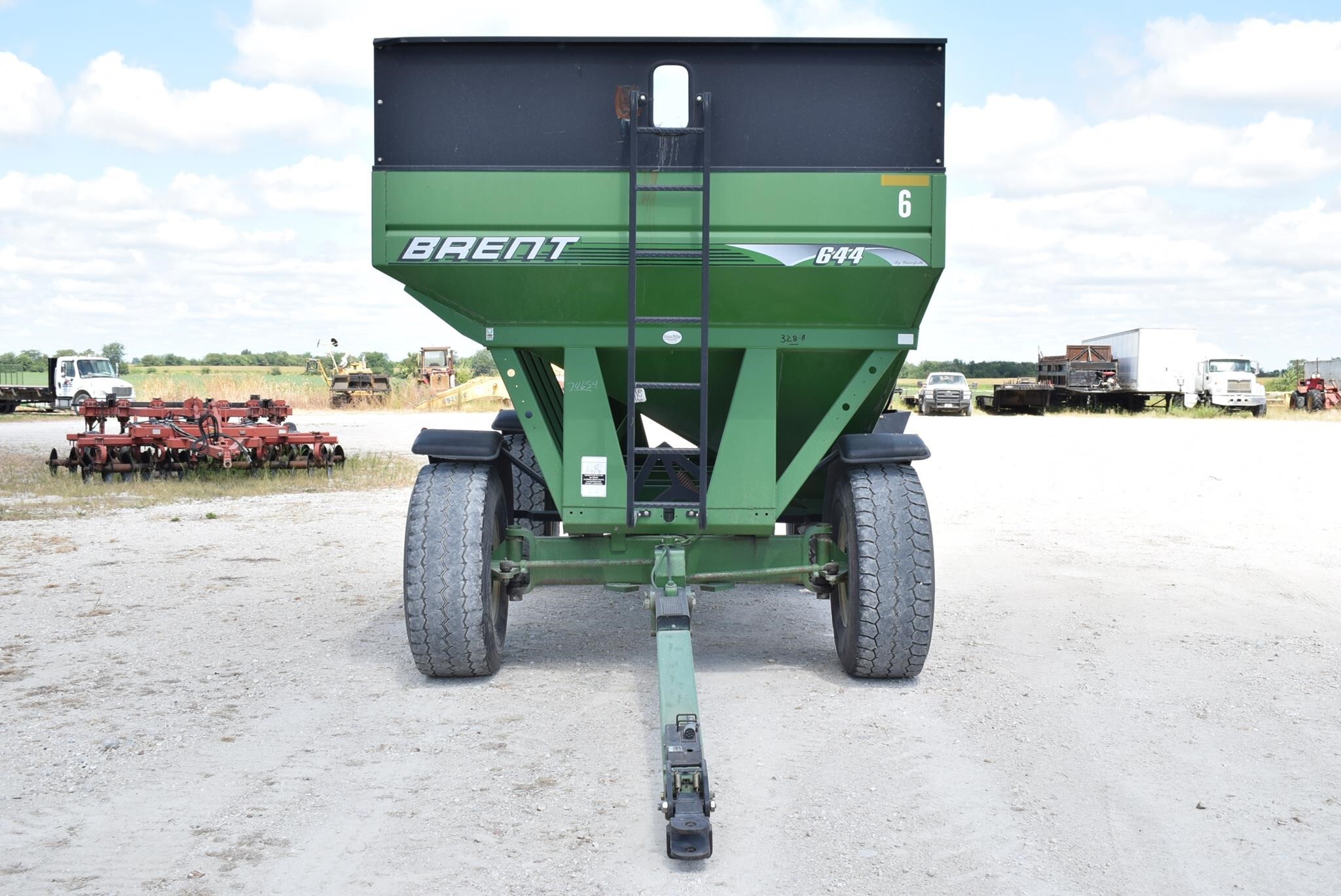  Brent 644 Gravity Wagon