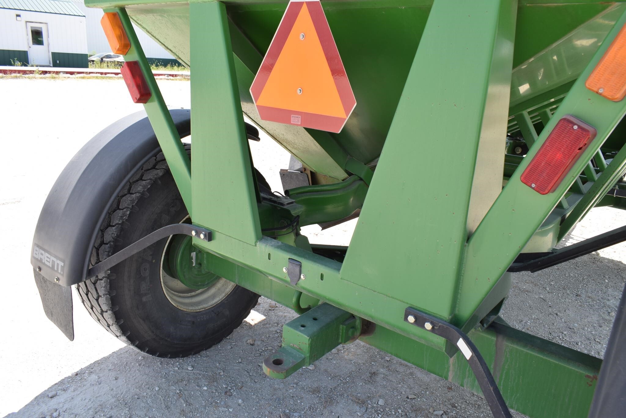  Brent 644 Gravity Wagon