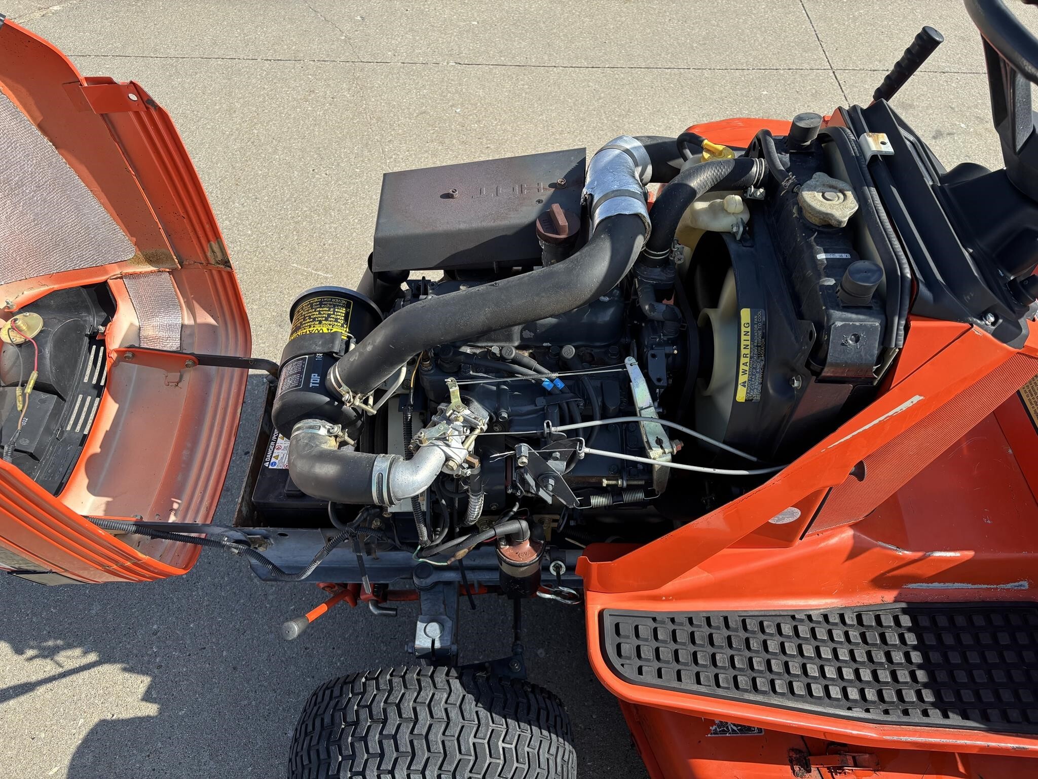  Kubota G2000 Lawn Mower