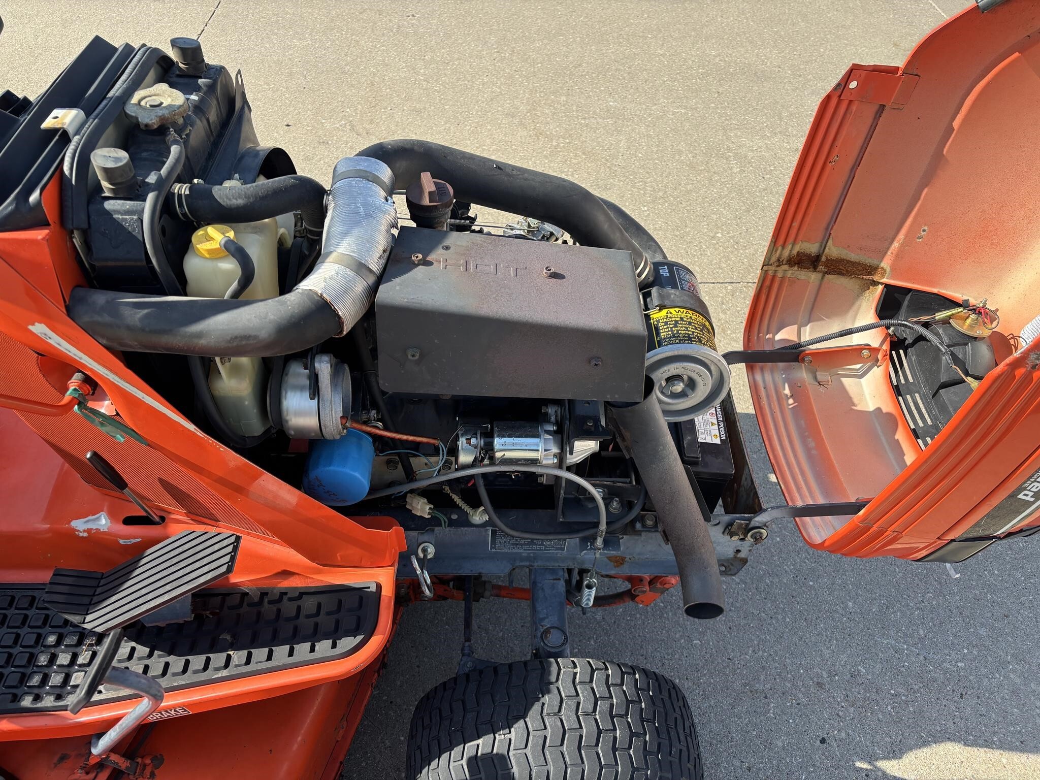  Kubota G2000 Lawn Mower