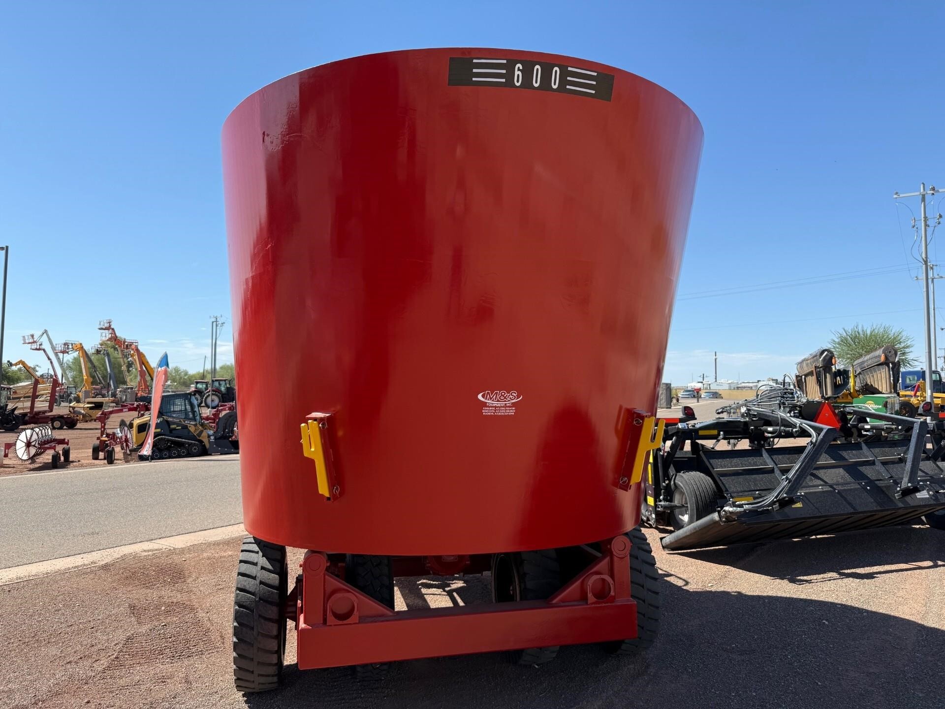  Supreme International 600 Grinders and Mixer