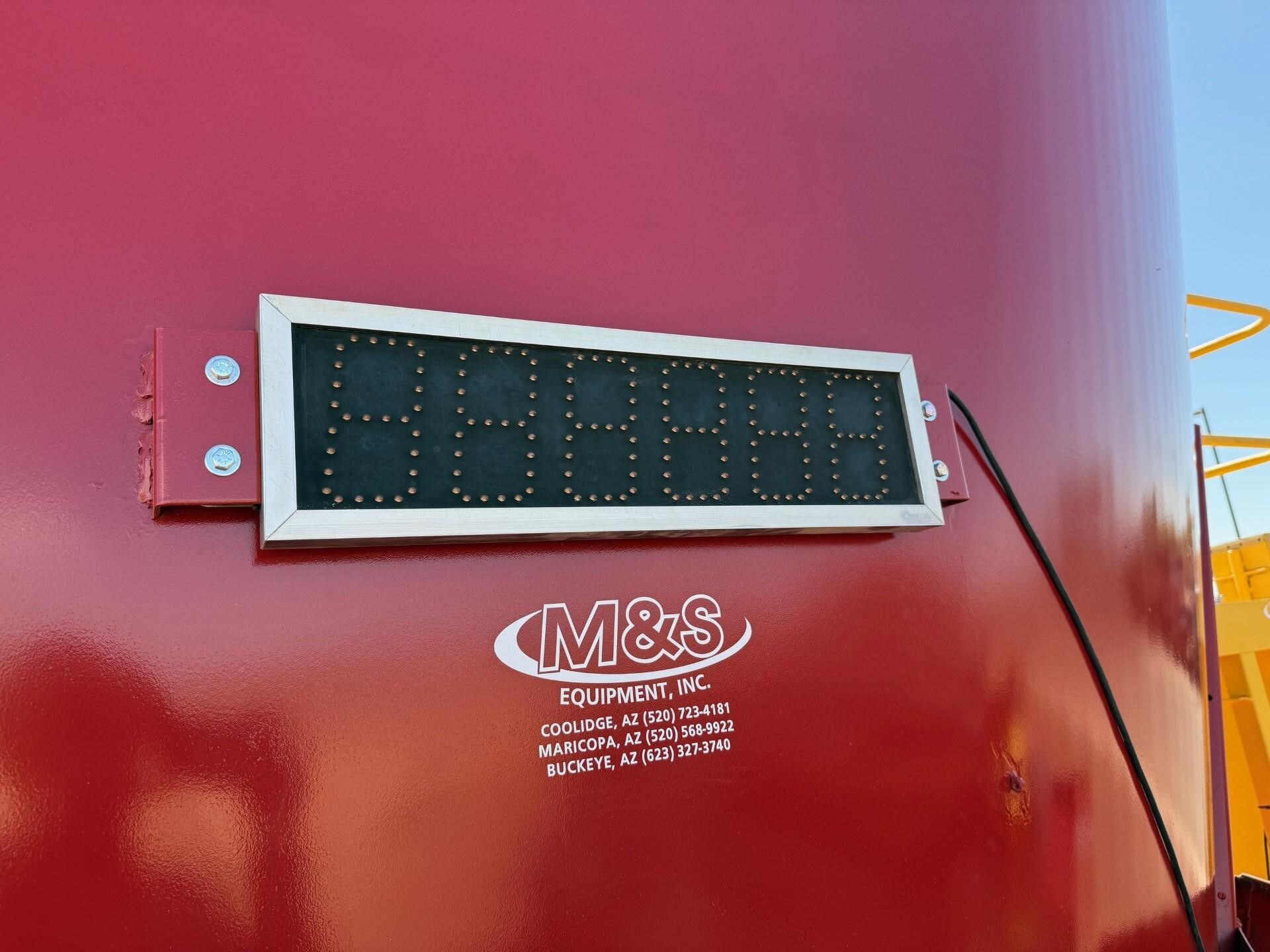  Supreme International 600 Grinders and Mixer