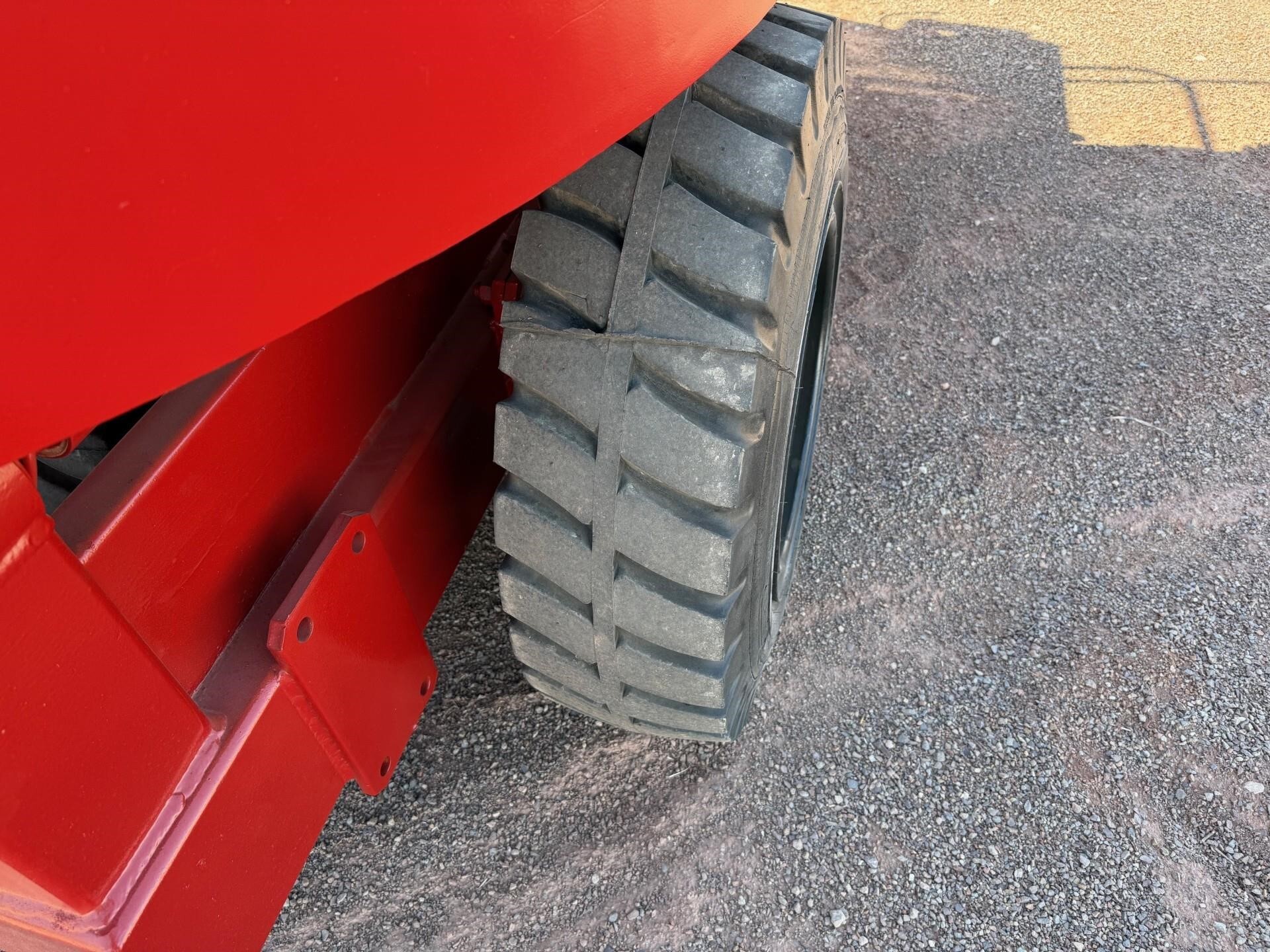  Supreme International 600 Grinders and Mixer